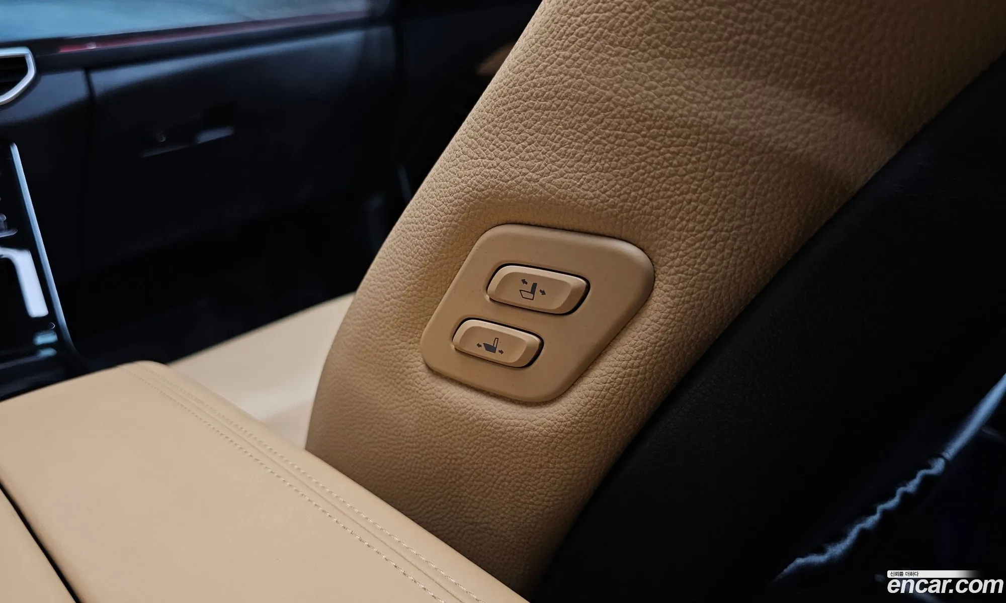 Kia K7 Premier 2019 — 38