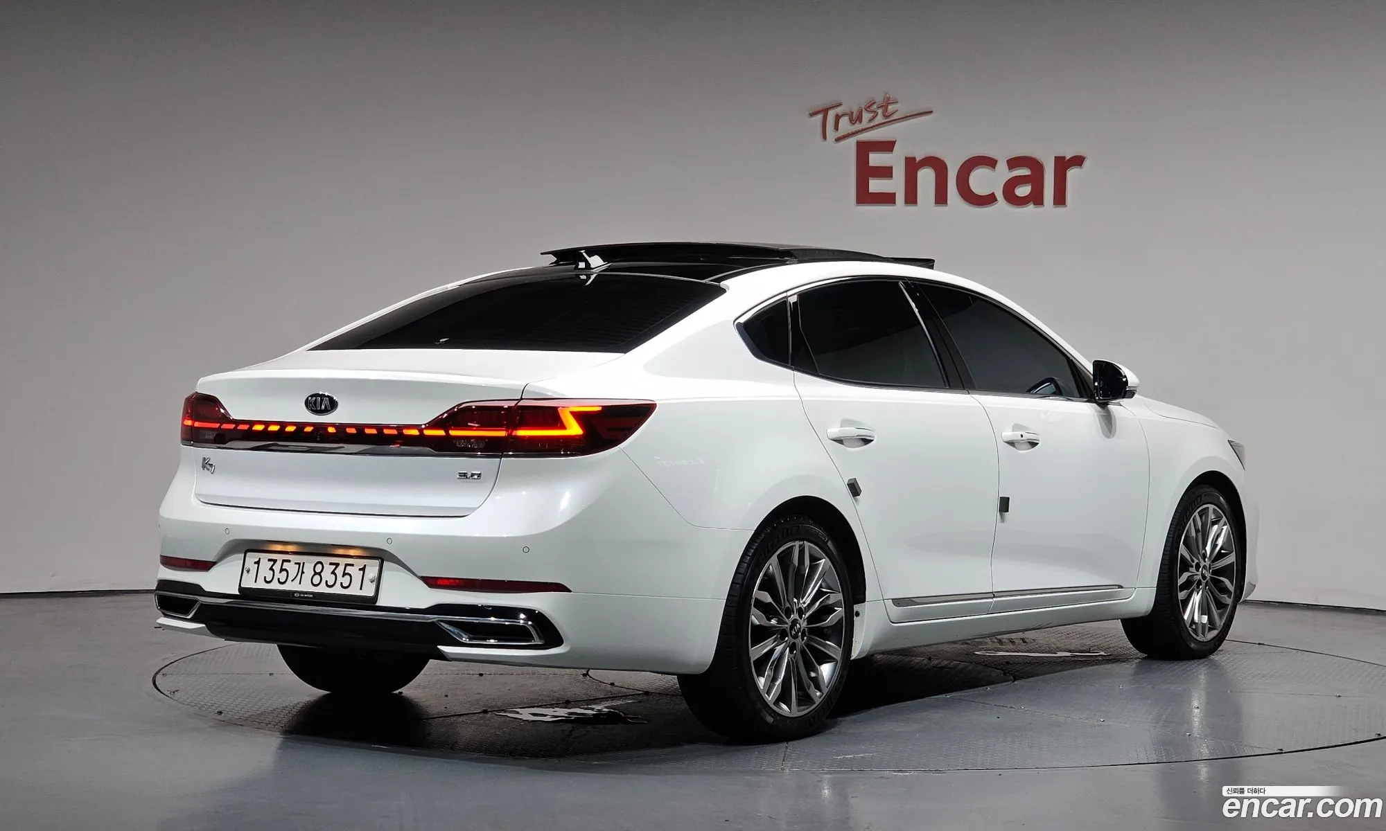 Kia K7 Premier 2019 — 13