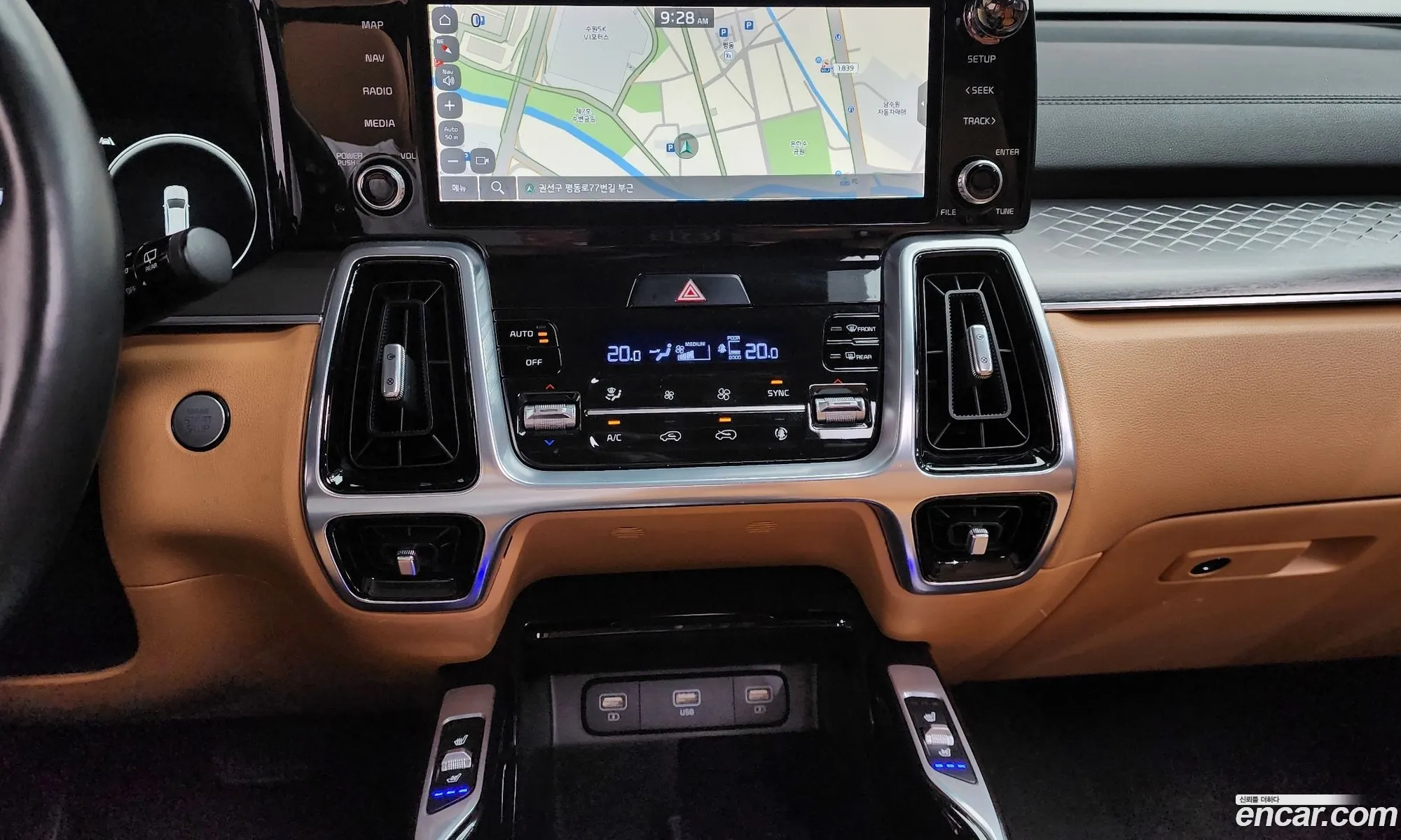 Kia Sorento 2020 KNARH81BHMA026742 — 11