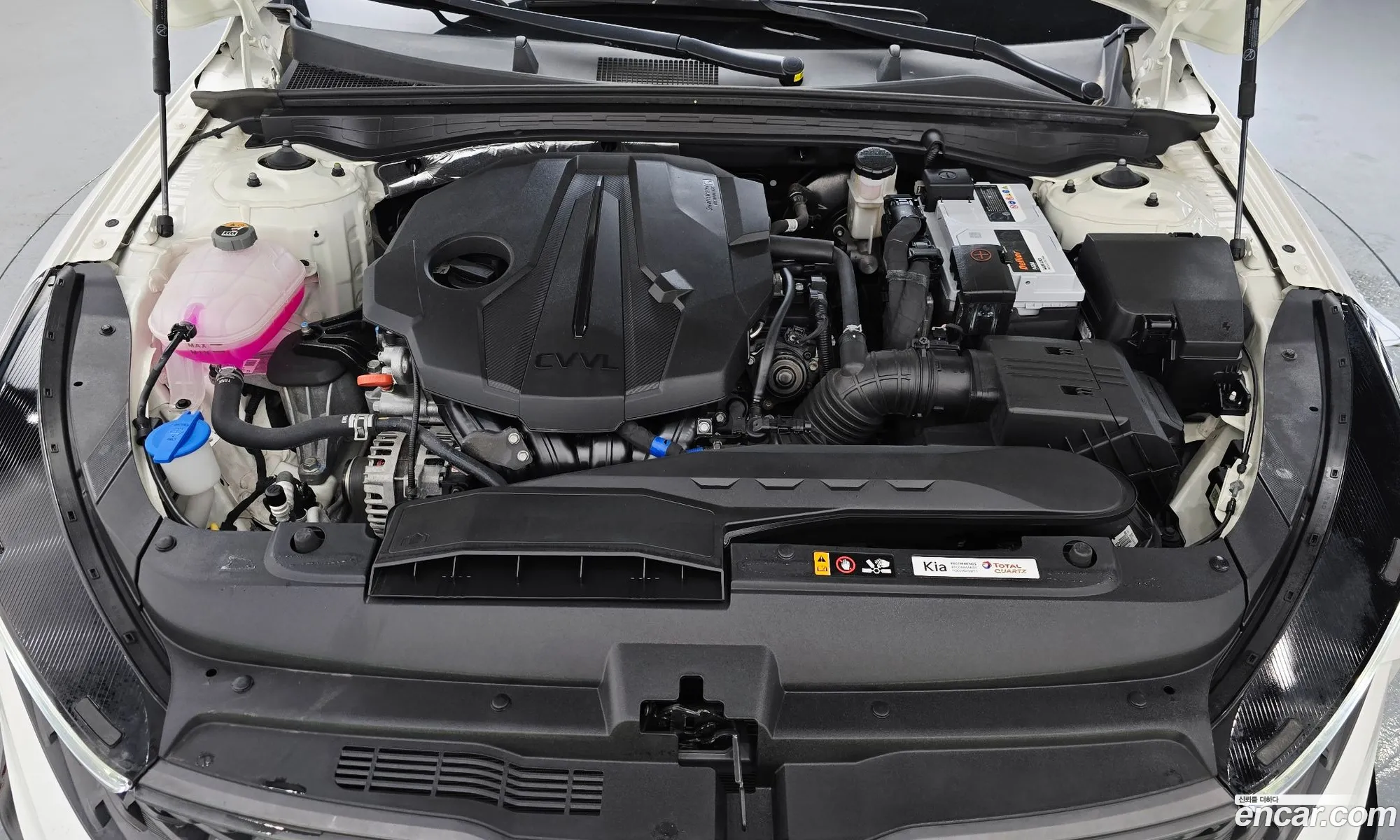 Kia K5 2022 KNAG541ABPA211185 — 6