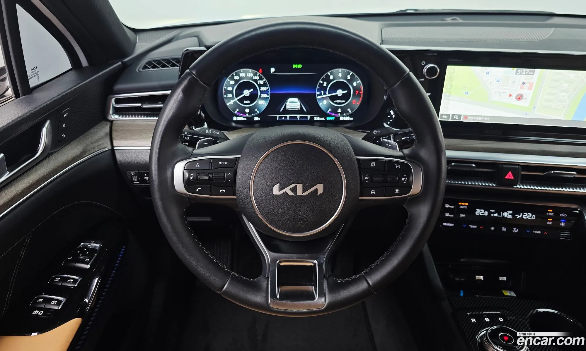 Kia K5 2022 KNAG541ABPA211185 — 25