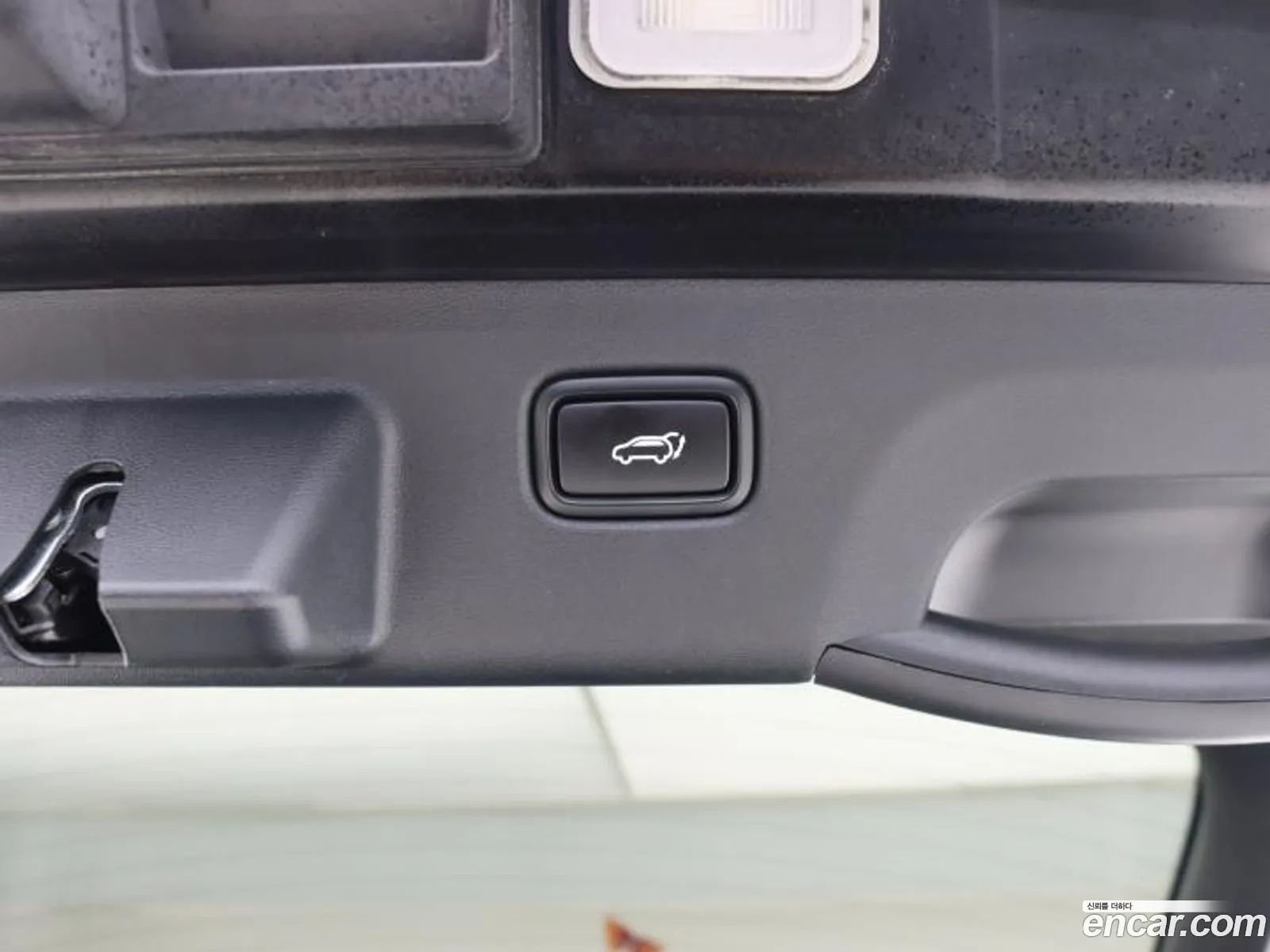 Kia EV6 2023 — 16