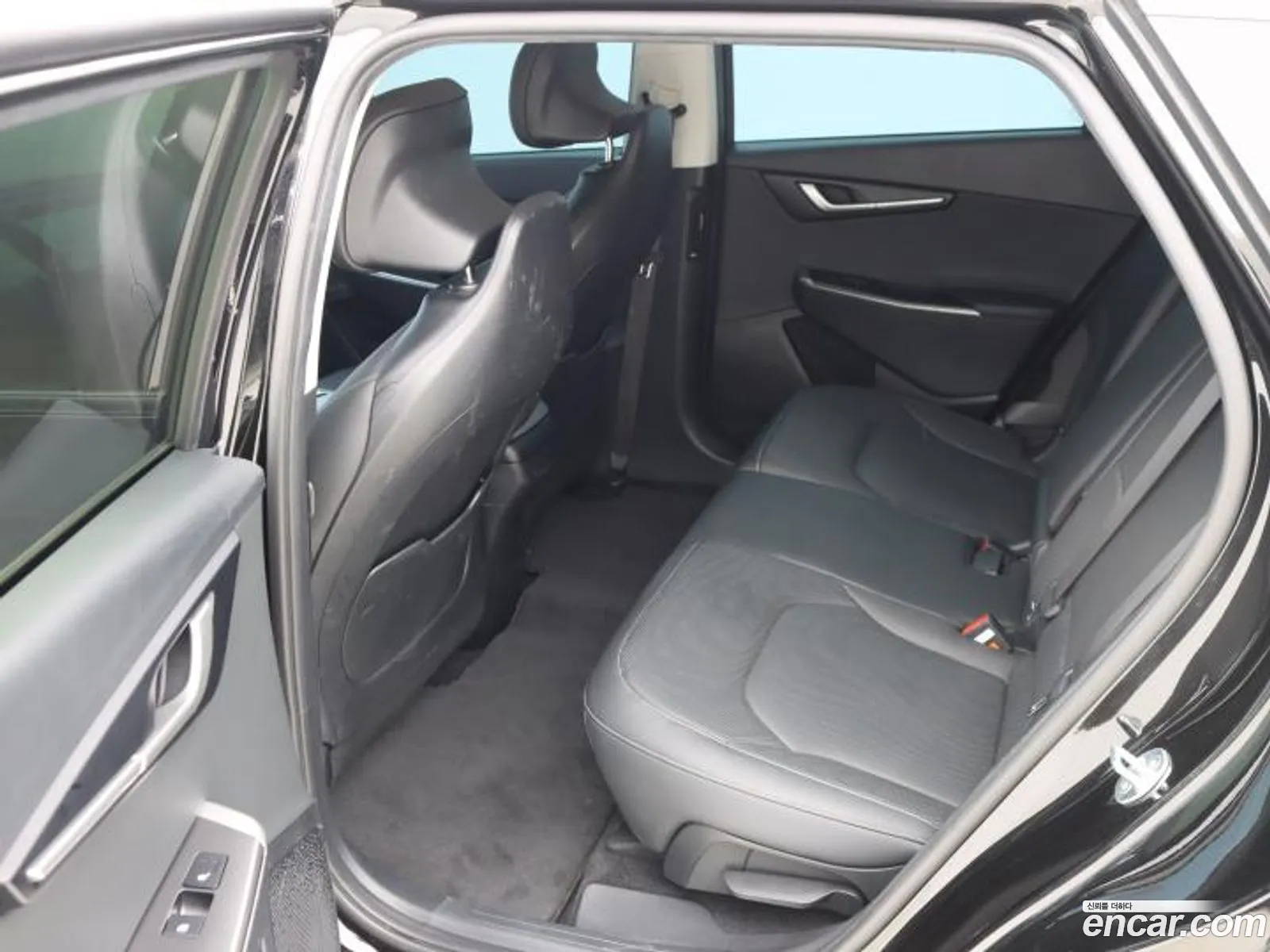 Kia EV6 2023 — 19