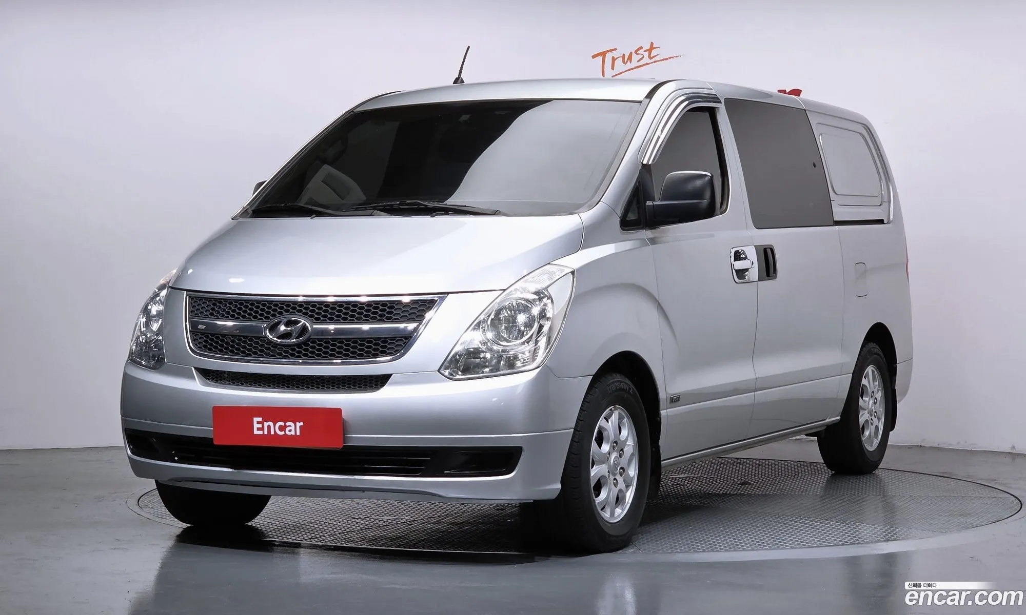 Hyundai Grand Starex 2007 — 2