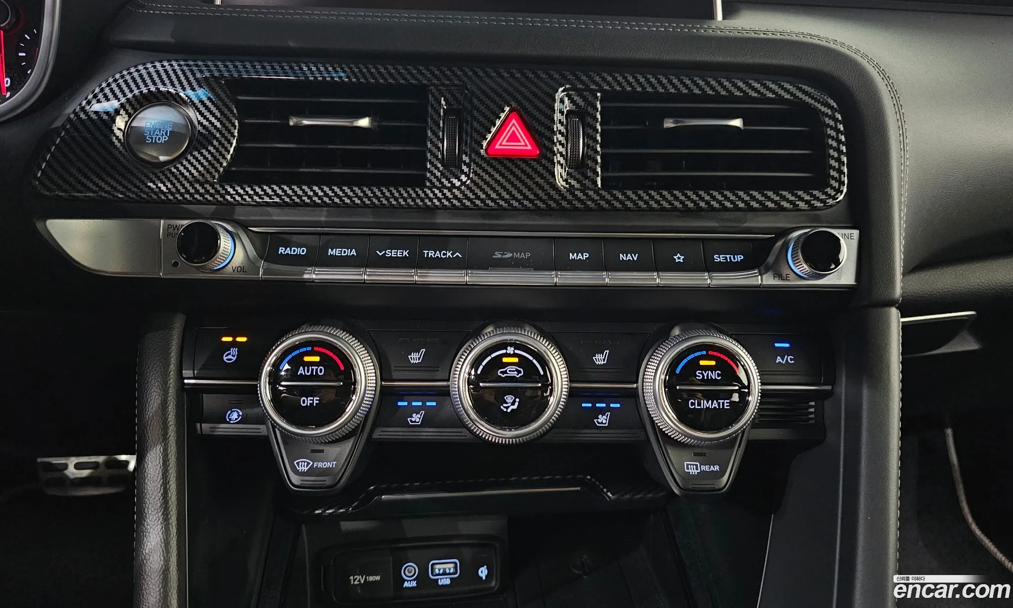 Genesis G70 2019 KMTG741EDKU048876 — 14