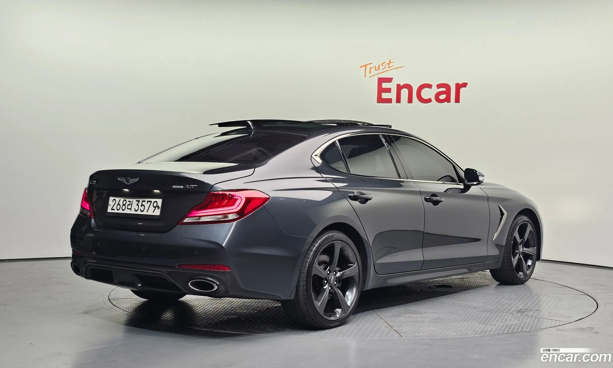 Genesis G70 2019 KMTG741EDKU048876 — 9