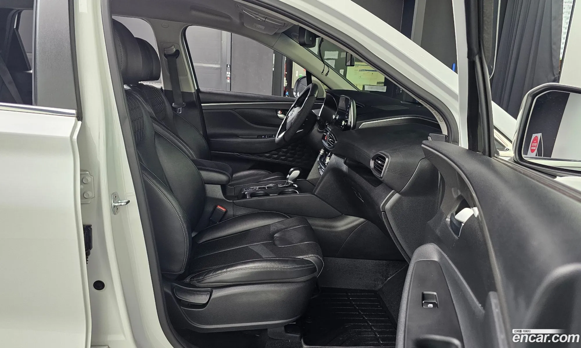 Hyundai Santa Fe TM 2018 KMHS281BBKU060663 — 9