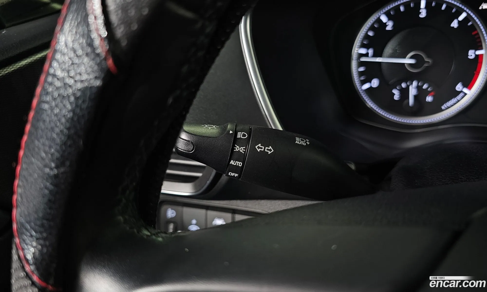 Hyundai Santa Fe TM 2018 KMHS281BBKU060663 — 5