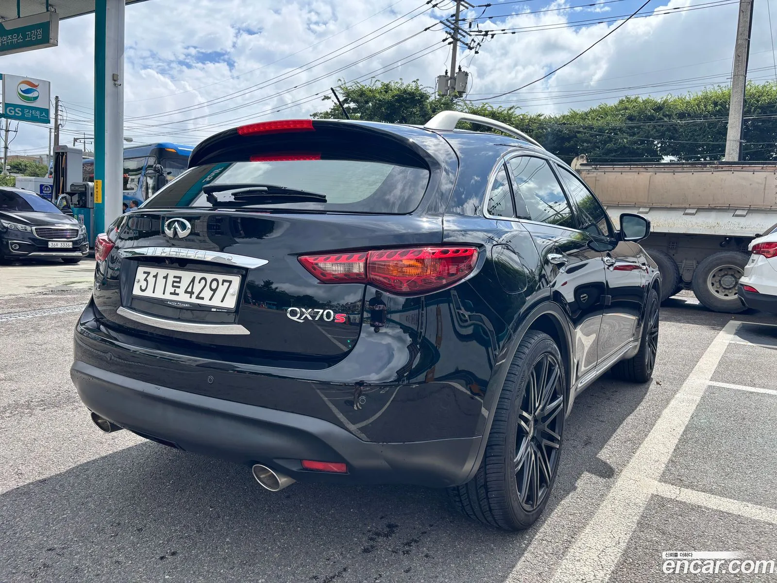 Infiniti QX70 2014 — 10