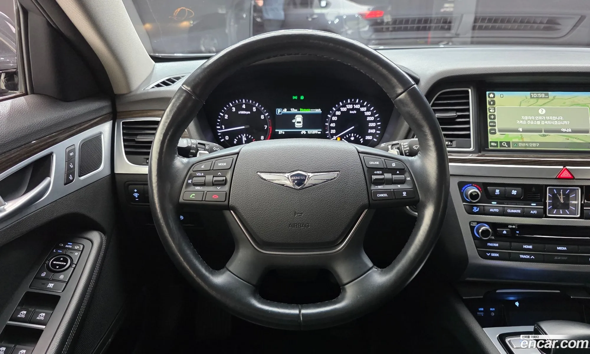 Genesis G80 2017 KMHGL41DBJU263937 — 18