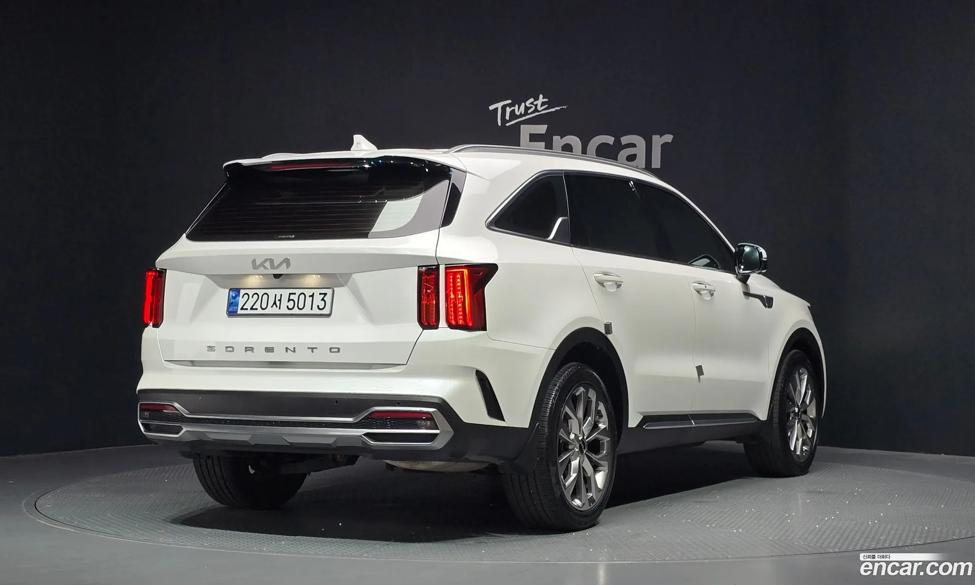 Kia Sorento 2021 KNARG81BGNA122582 — 17