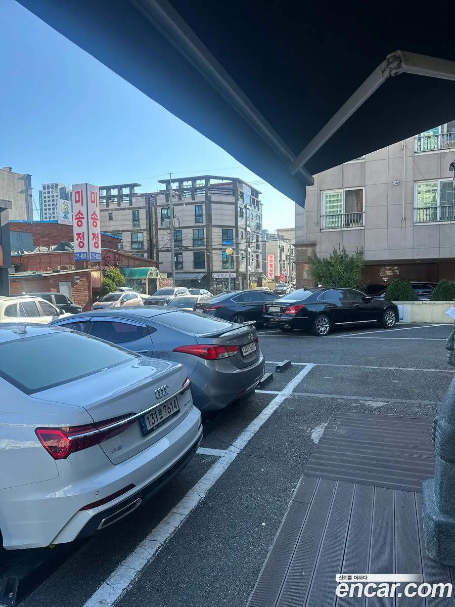 Audi A6 2022 — 5