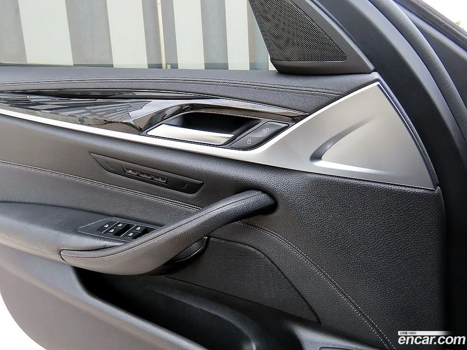 BMW 5 Series 2018 — 17