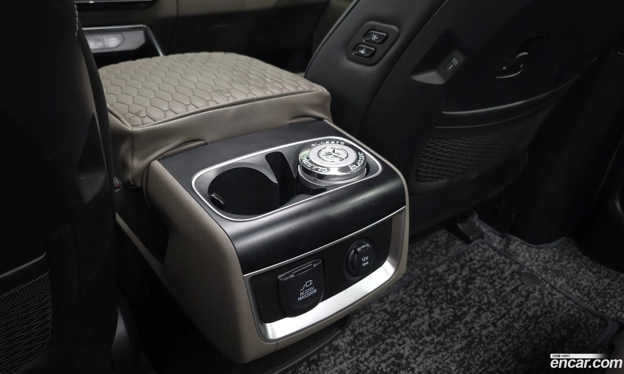 Kia Carnival 2024 — 31