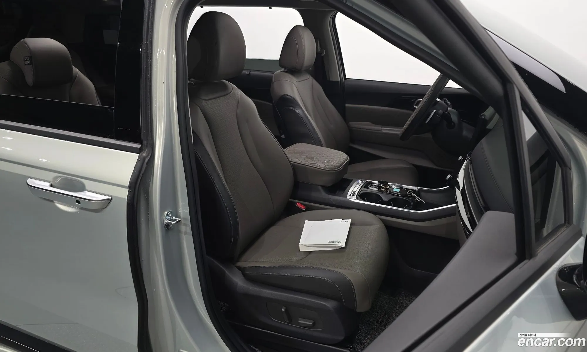 Kia Carnival 2024 — 27