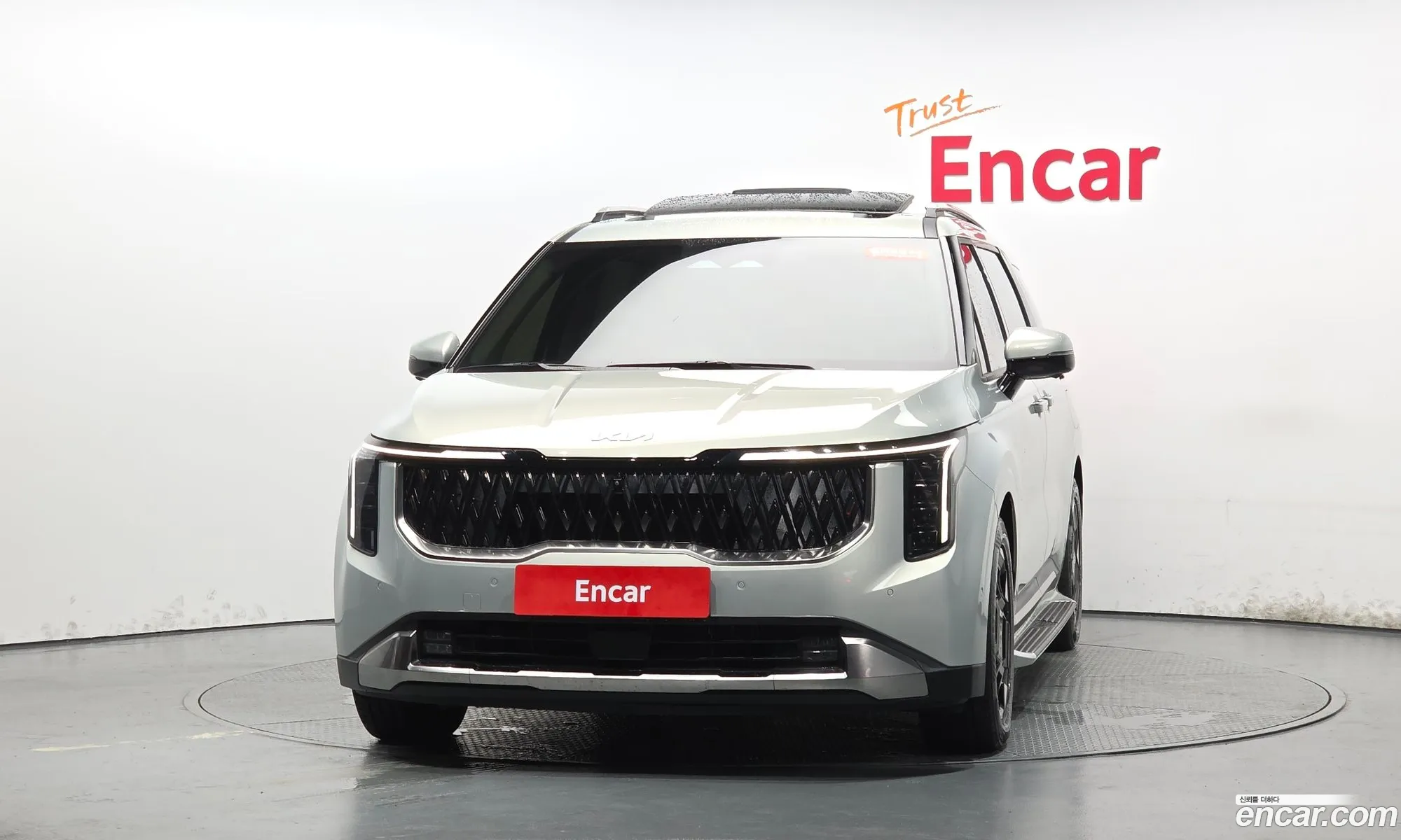 Kia Carnival 2024 — 7