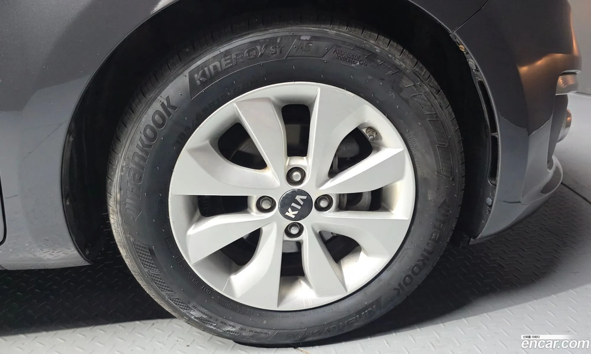 Kia Pride 2015 — 23
