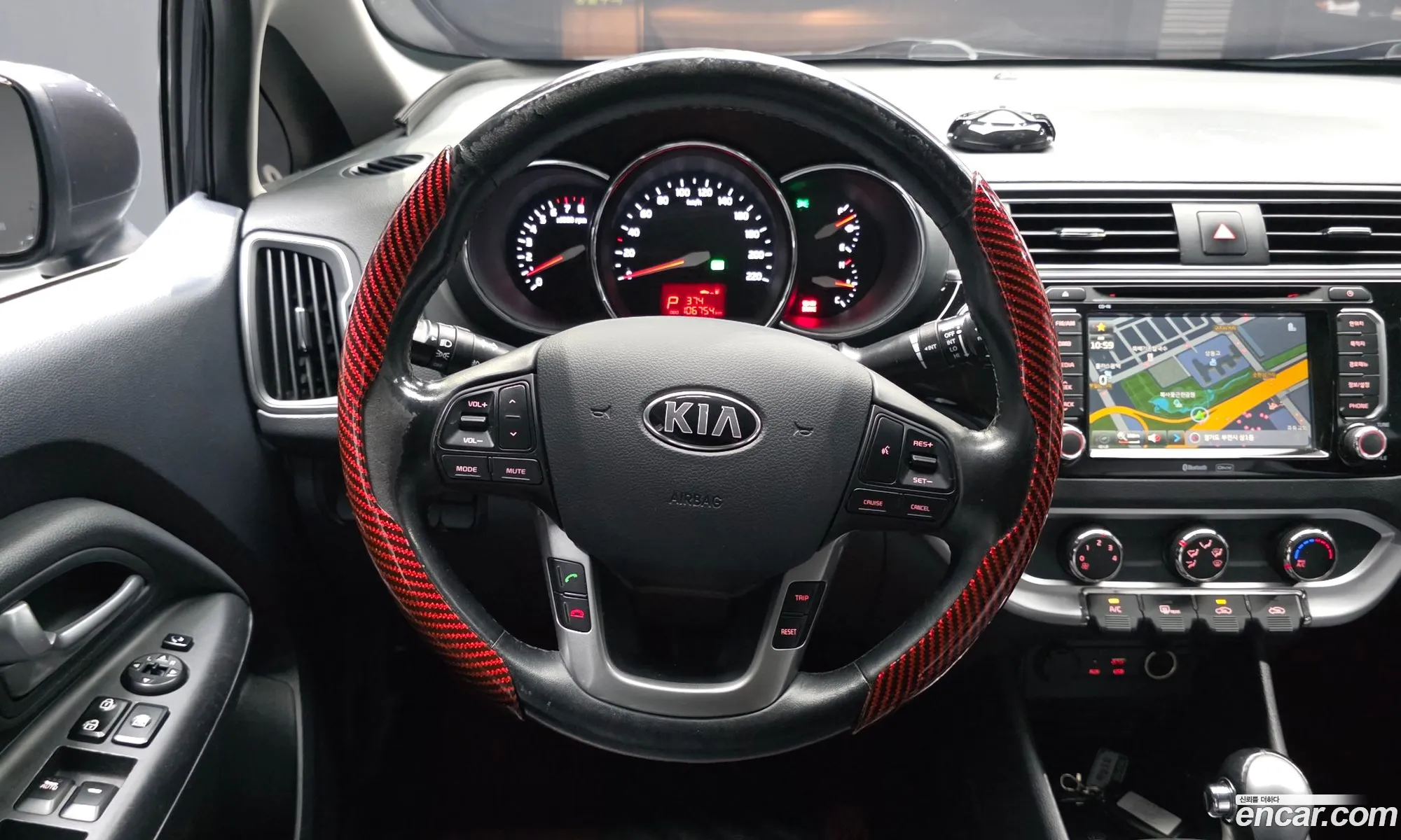 Kia Pride 2015 — 19