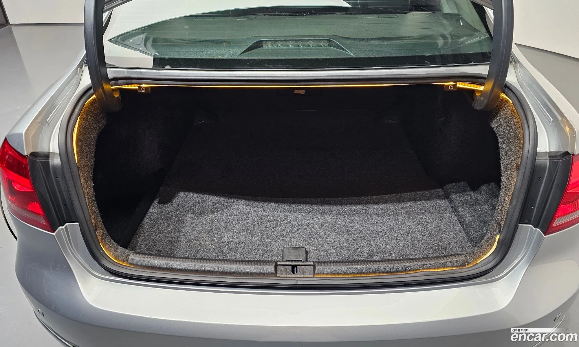 Volkswagen Passat 2014 1VWZZZA3ZEC063733 — 5