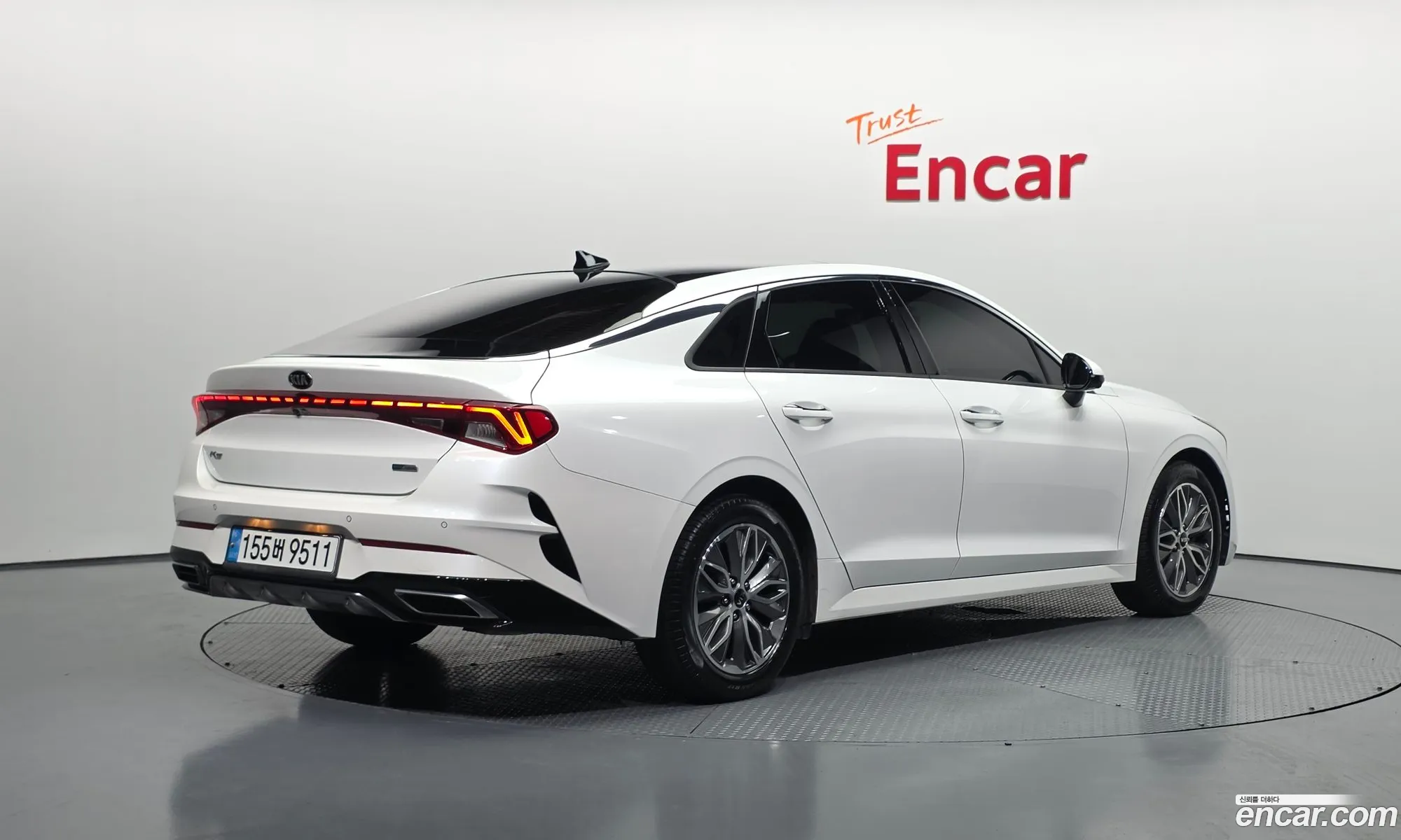 Kia K5 Hybrid 2020 — 26