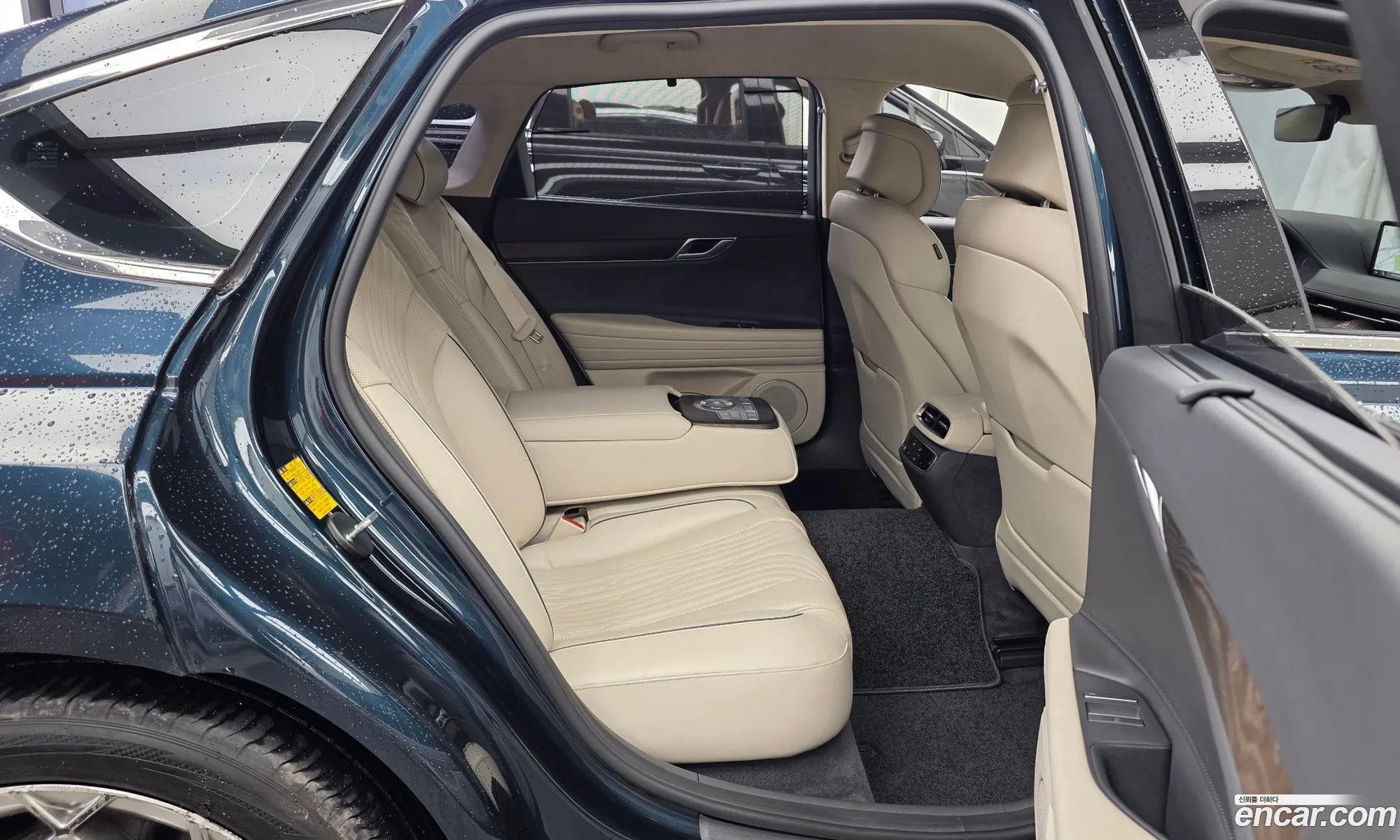 Genesis G80 2020 KMTGB41CBMU050114 — 21