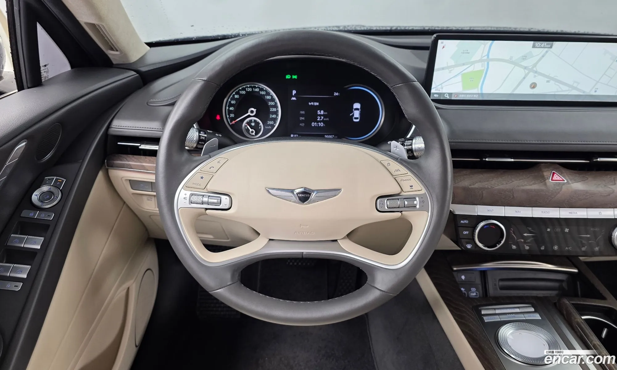 Genesis G80 2020 KMTGB41CBMU050114 — 16