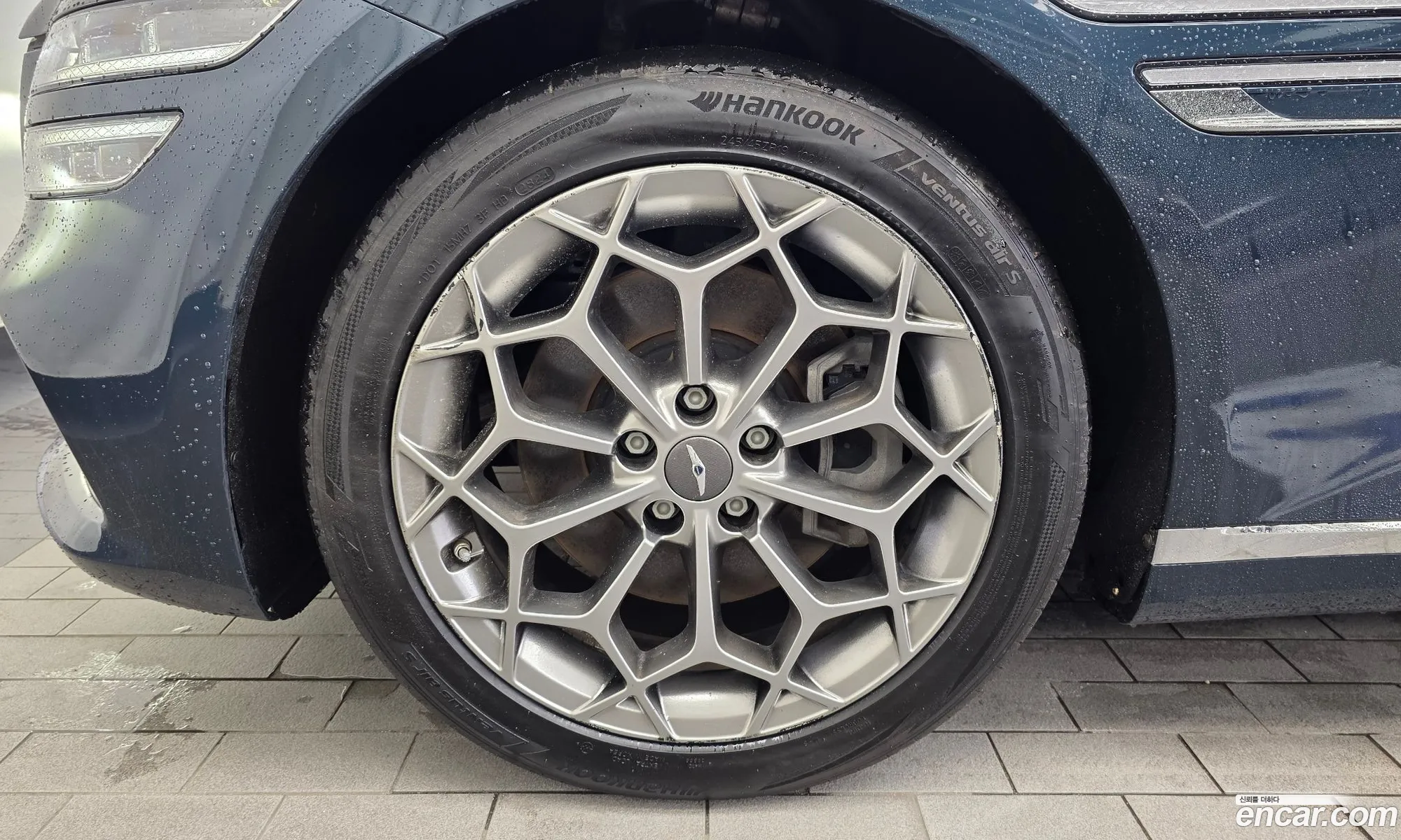 Genesis G80 2020 KMTGB41CBMU050114 — 25