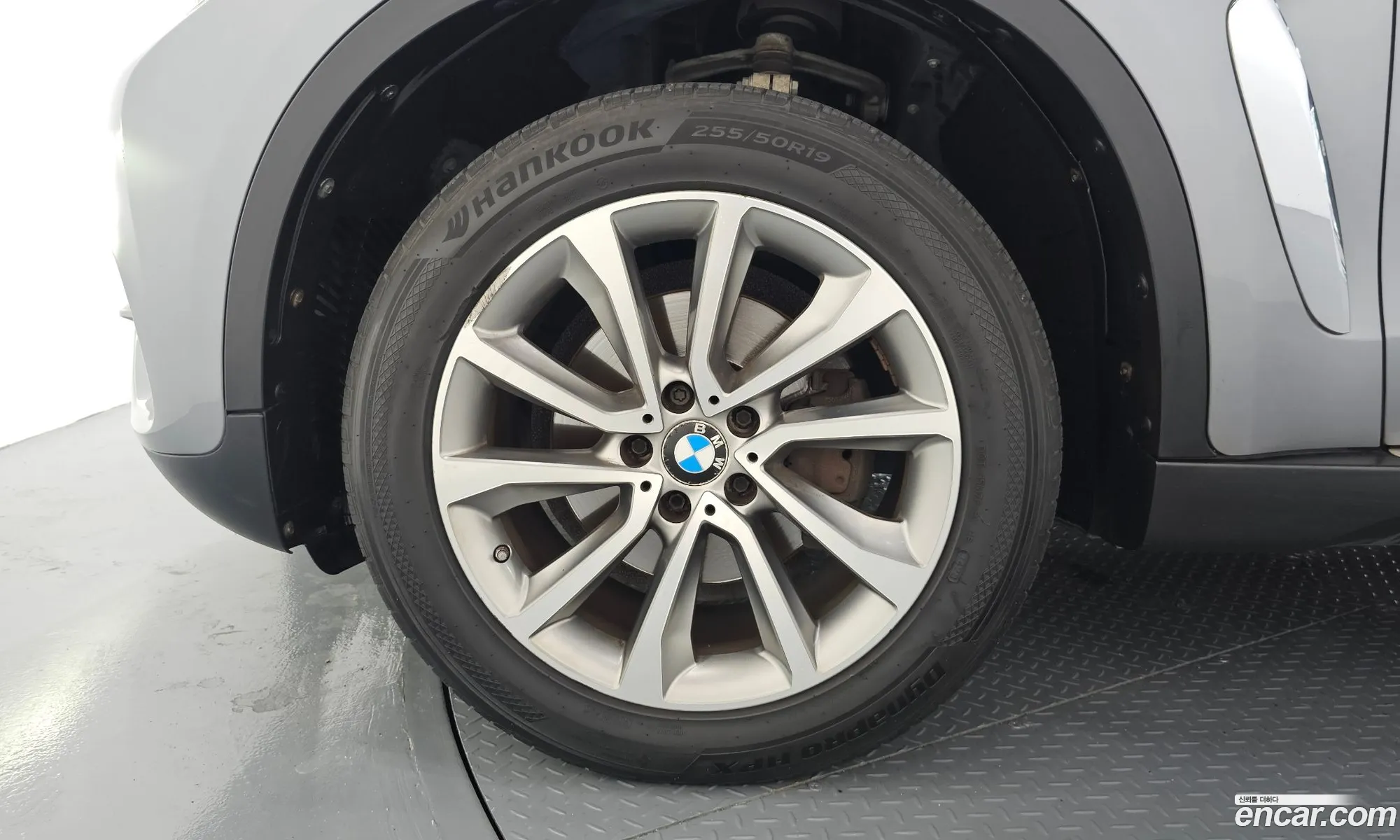 BMW X6 2017 WBAKV2108H0V38443 — 3