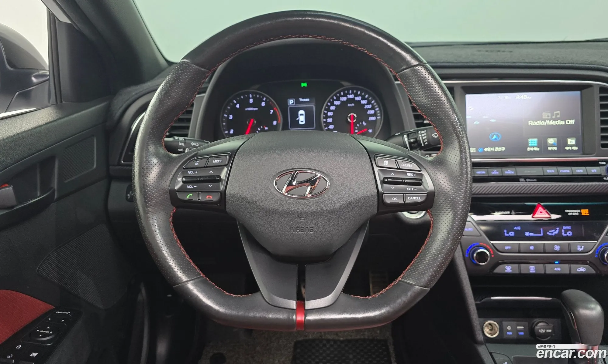 Hyundai Elantra AD 2016 — 22