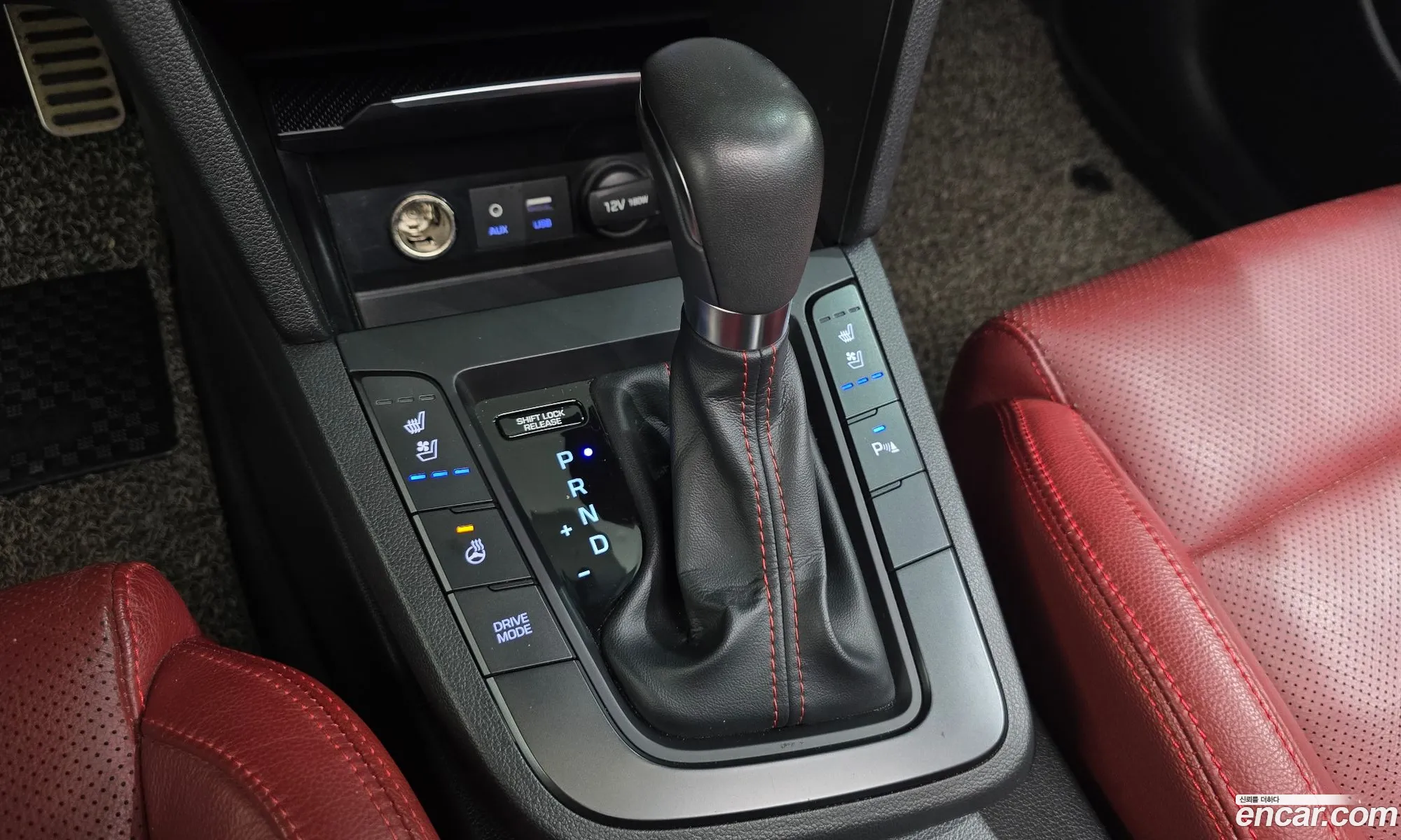 Hyundai Elantra AD 2016 — 14