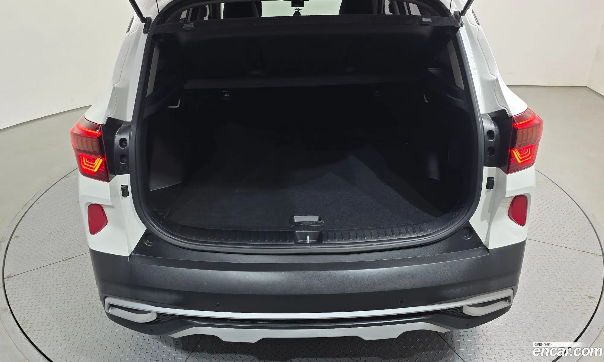 Kia Seltos 2019 KNAET815HLK029478 — 15