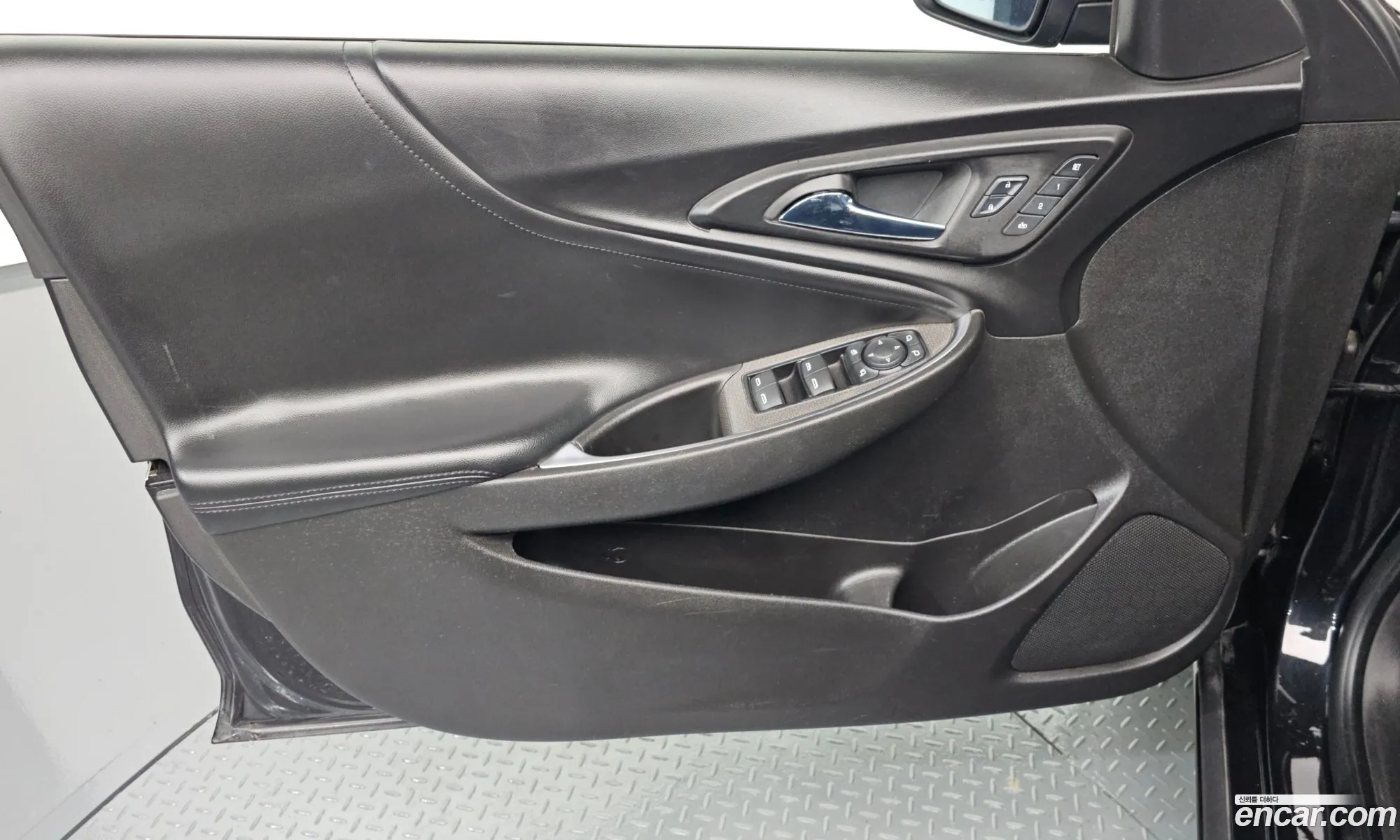Chevrolet (GM Daewoo) Malibu 2016 — 23