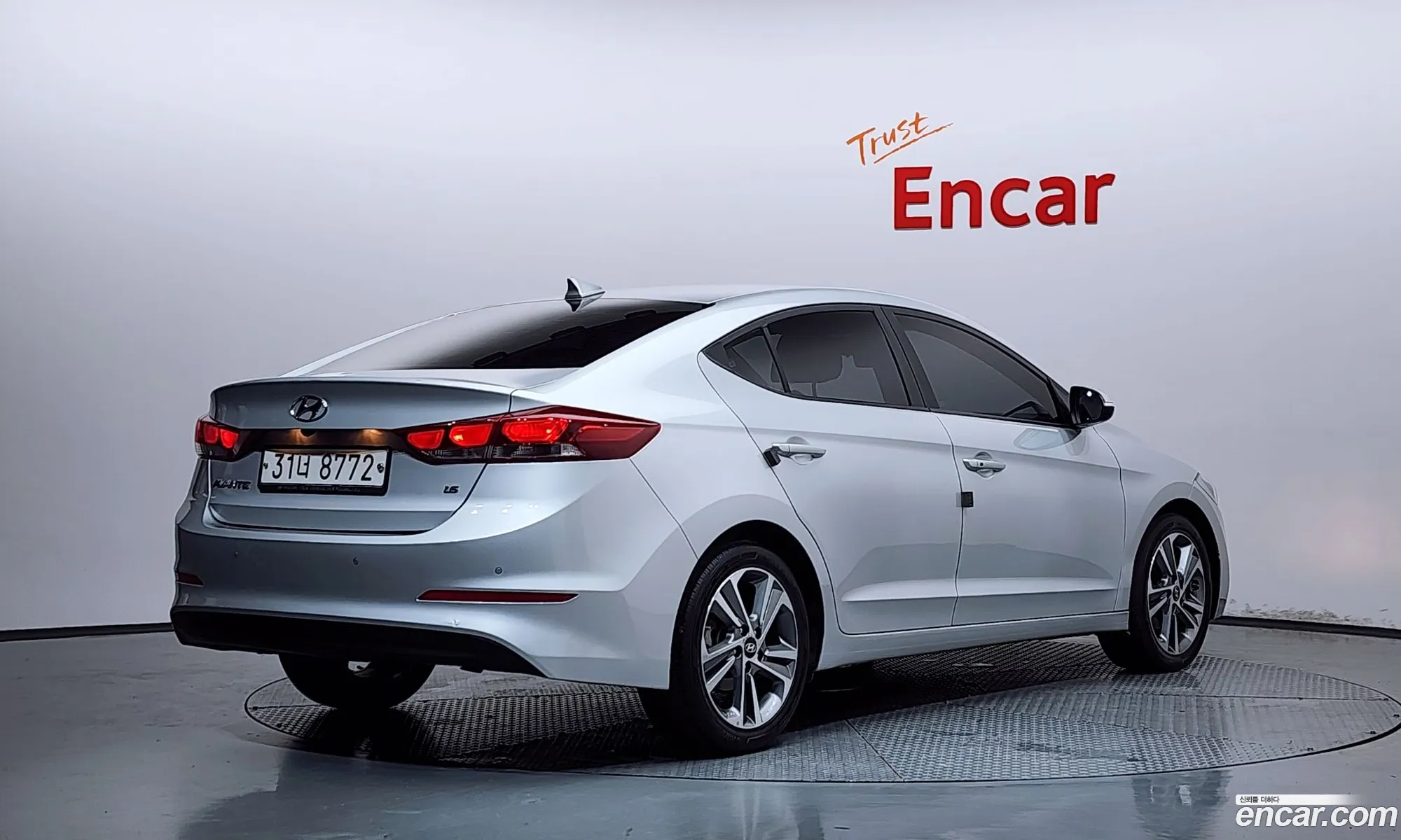 Hyundai Elantra AD 2018 — 2