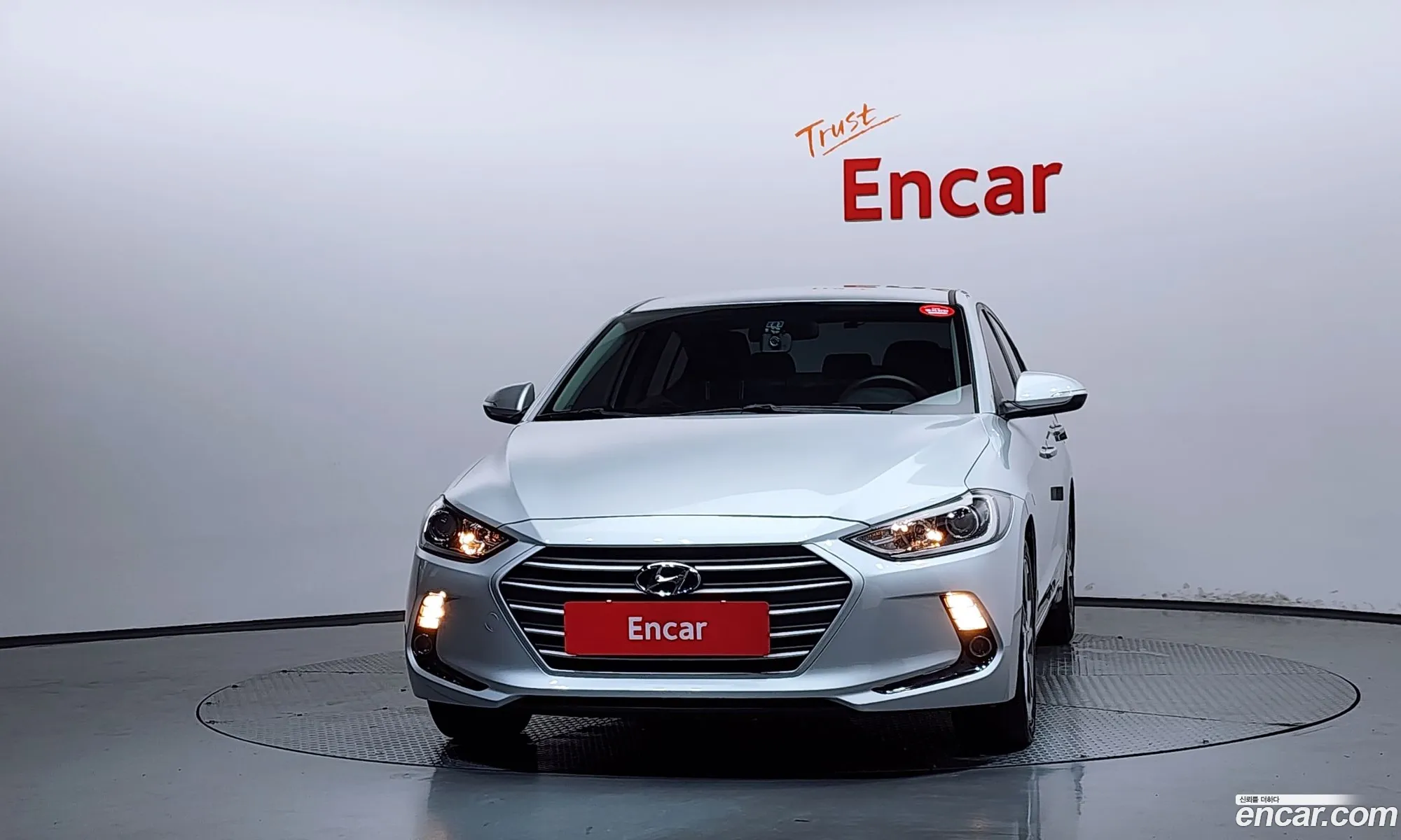 Hyundai Elantra AD 2018 — 20