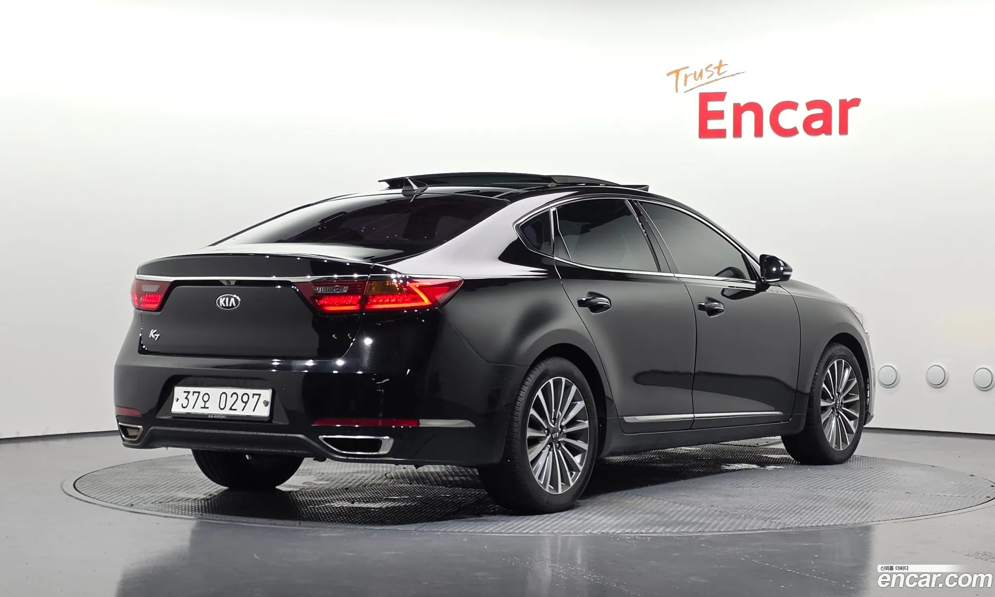 Kia K7 2016 — 11