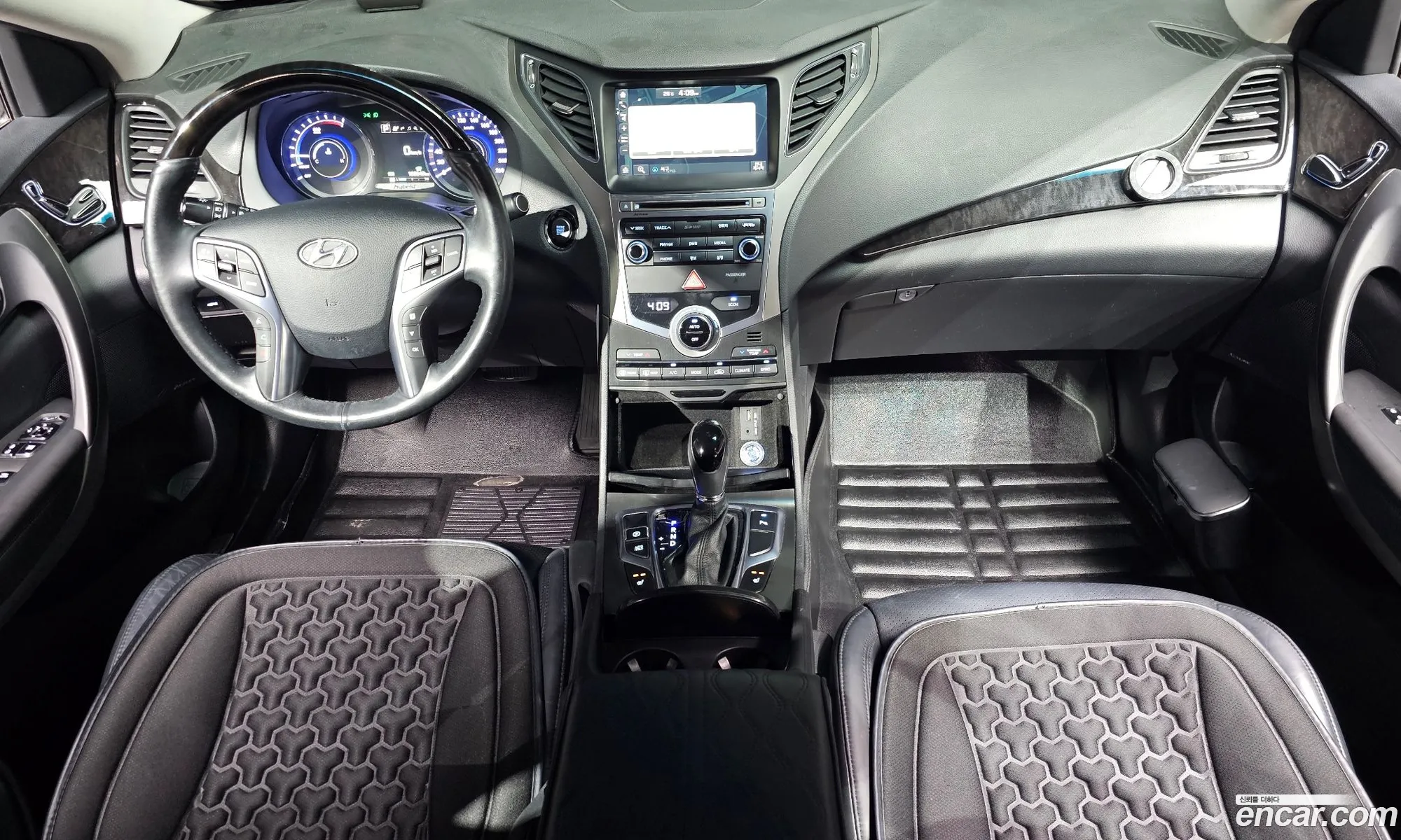 Hyundai Grandeur HG Hybrid 2016 — 11