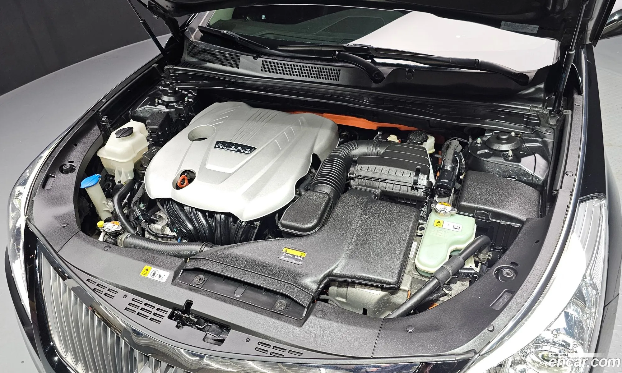 Hyundai Grandeur HG Hybrid 2016 — 2