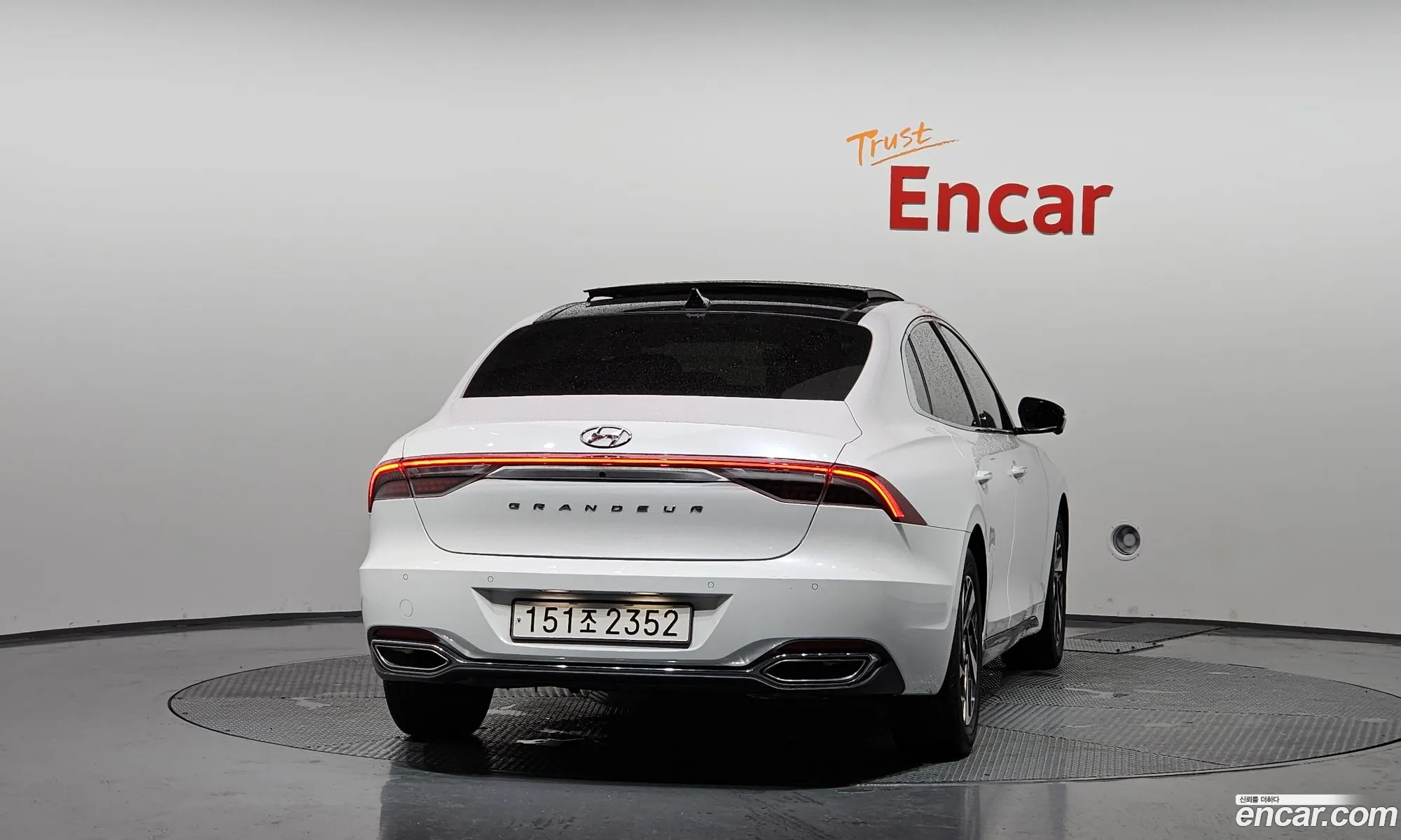 Hyundai Grandeur IG Hybrid