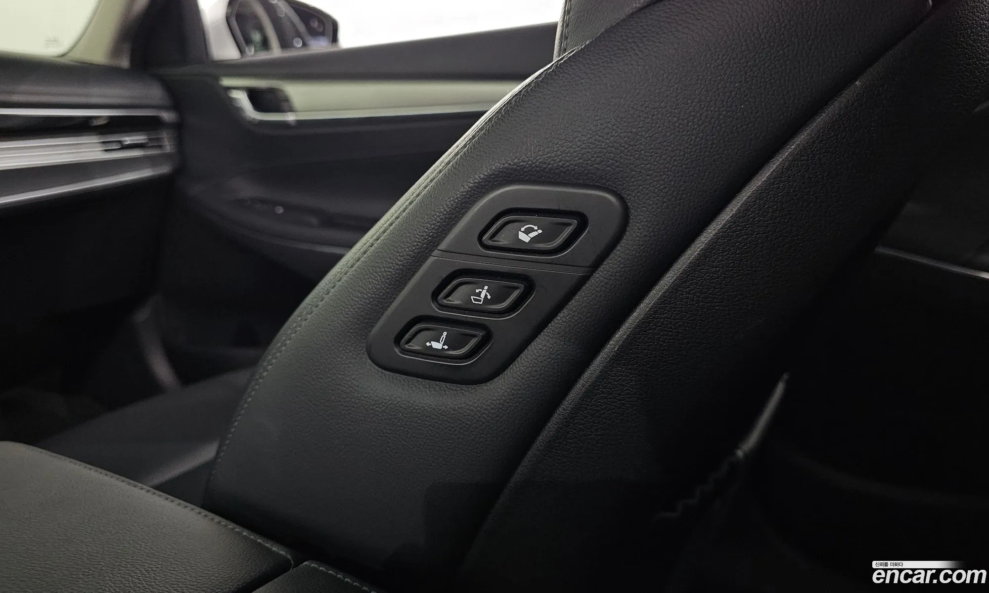 Hyundai Grandeur IG Hybrid