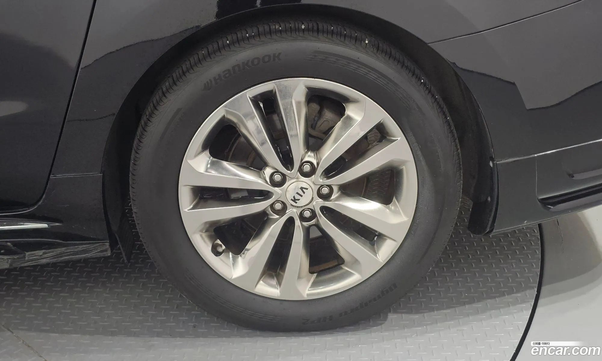 Kia Carnival 2017 KNAMC81ABJS398098 — 29