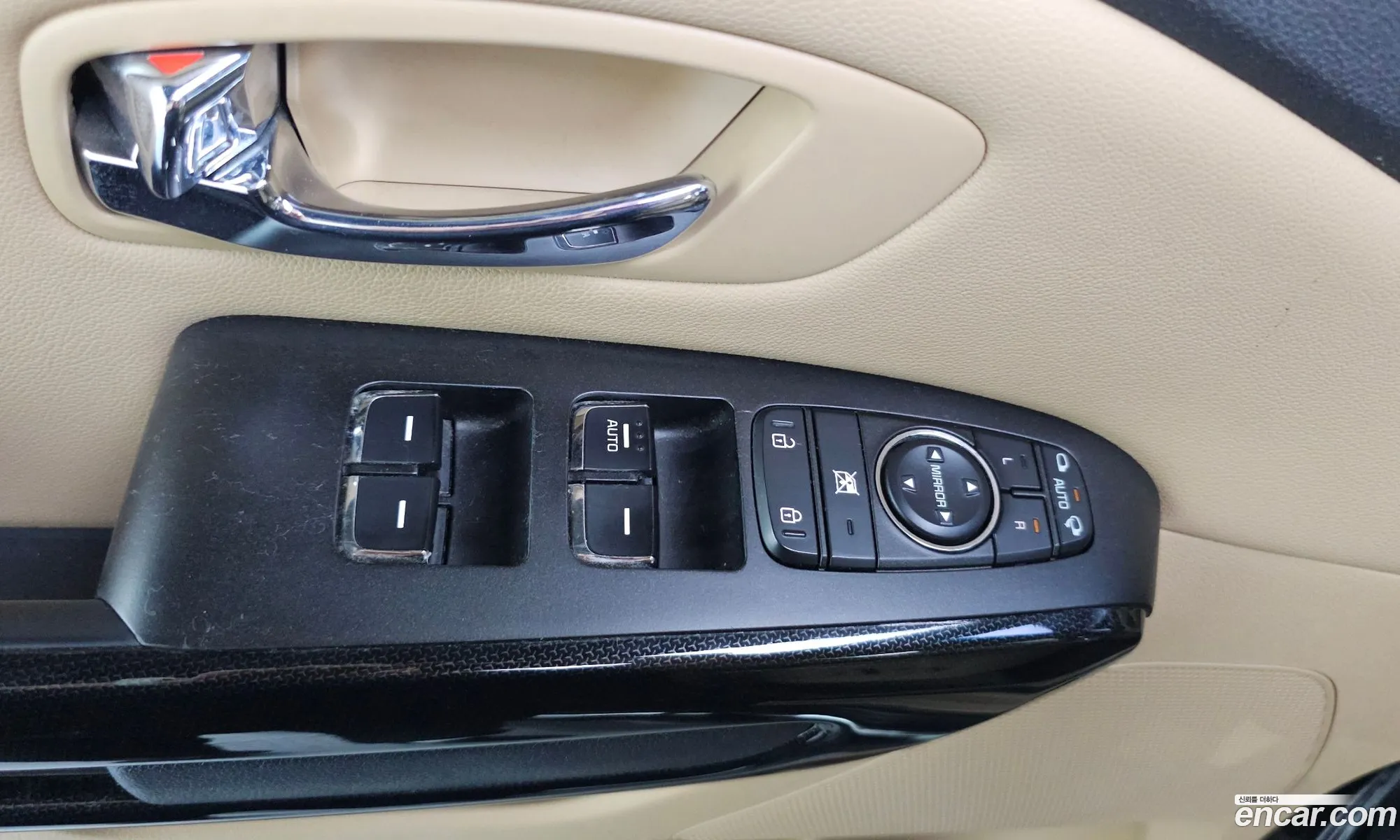 Kia Carnival 2017 KNAMC81ABJS398098 — 24