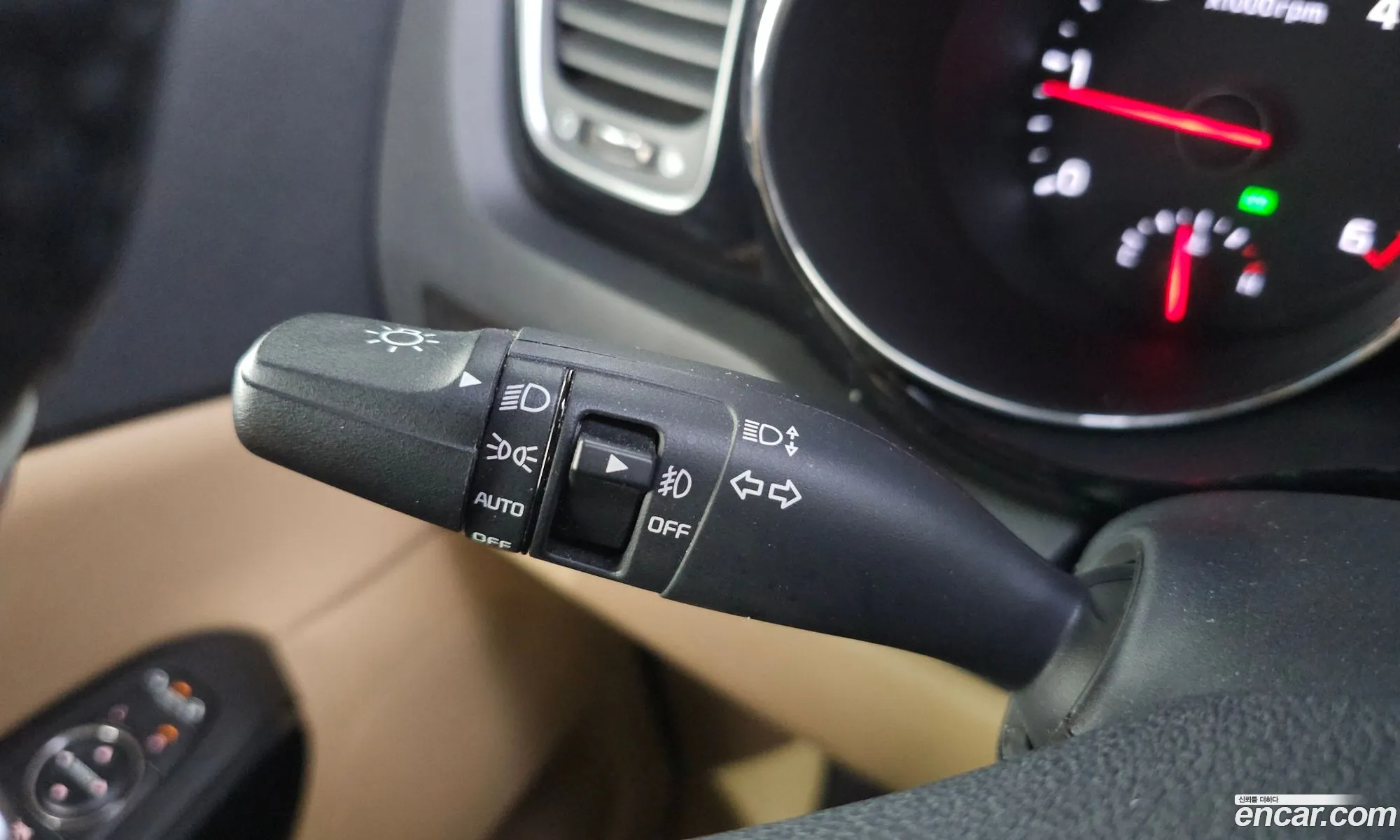 Kia Carnival 2017 KNAMC81ABJS398098 — 21