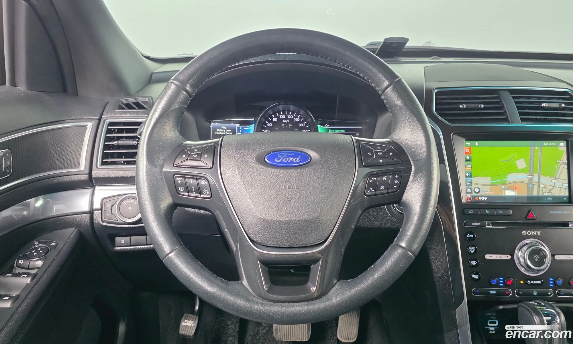 Ford Explorer 2016 1FM5K8FH9GGD07966 — 11