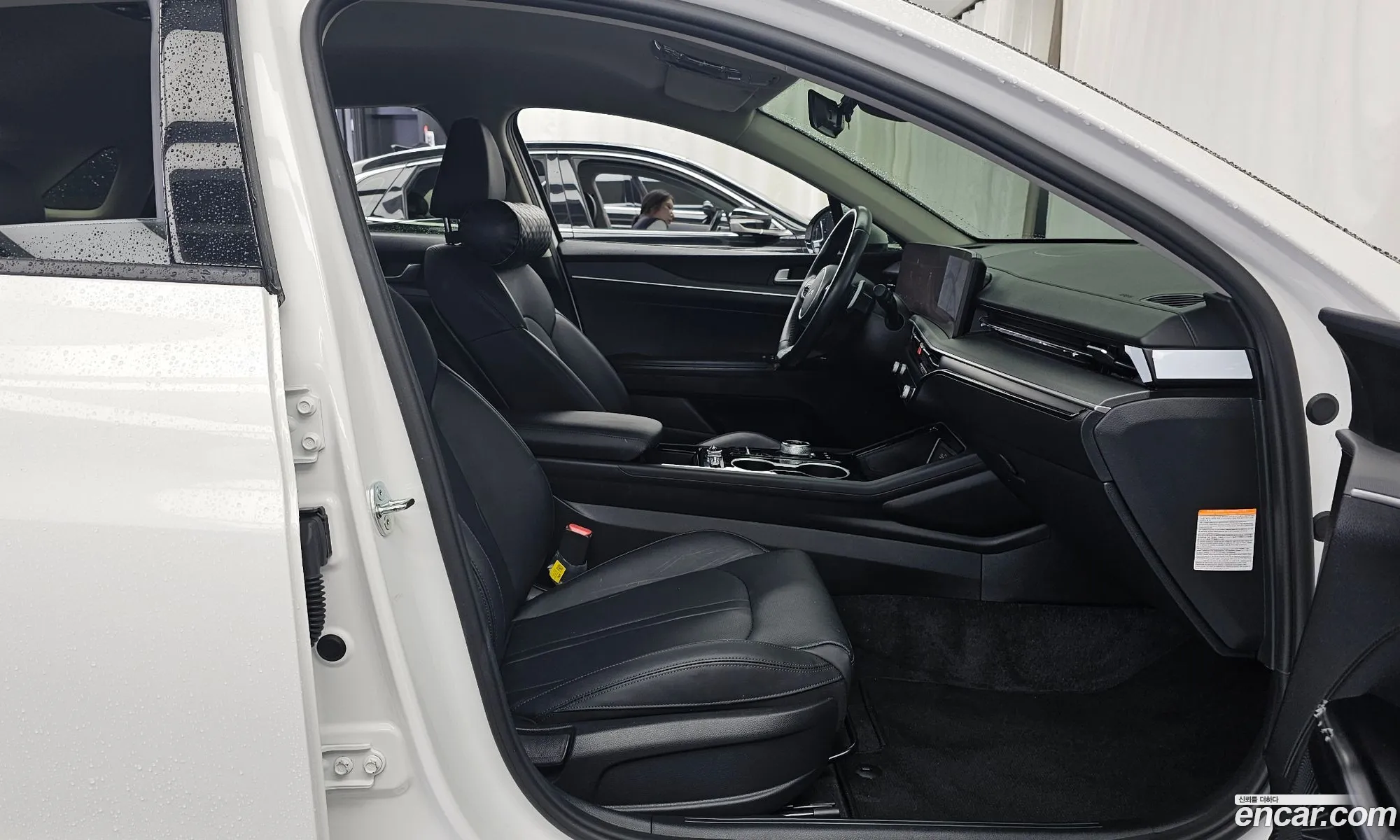 Kia K5 Hybrid 2025 — 7