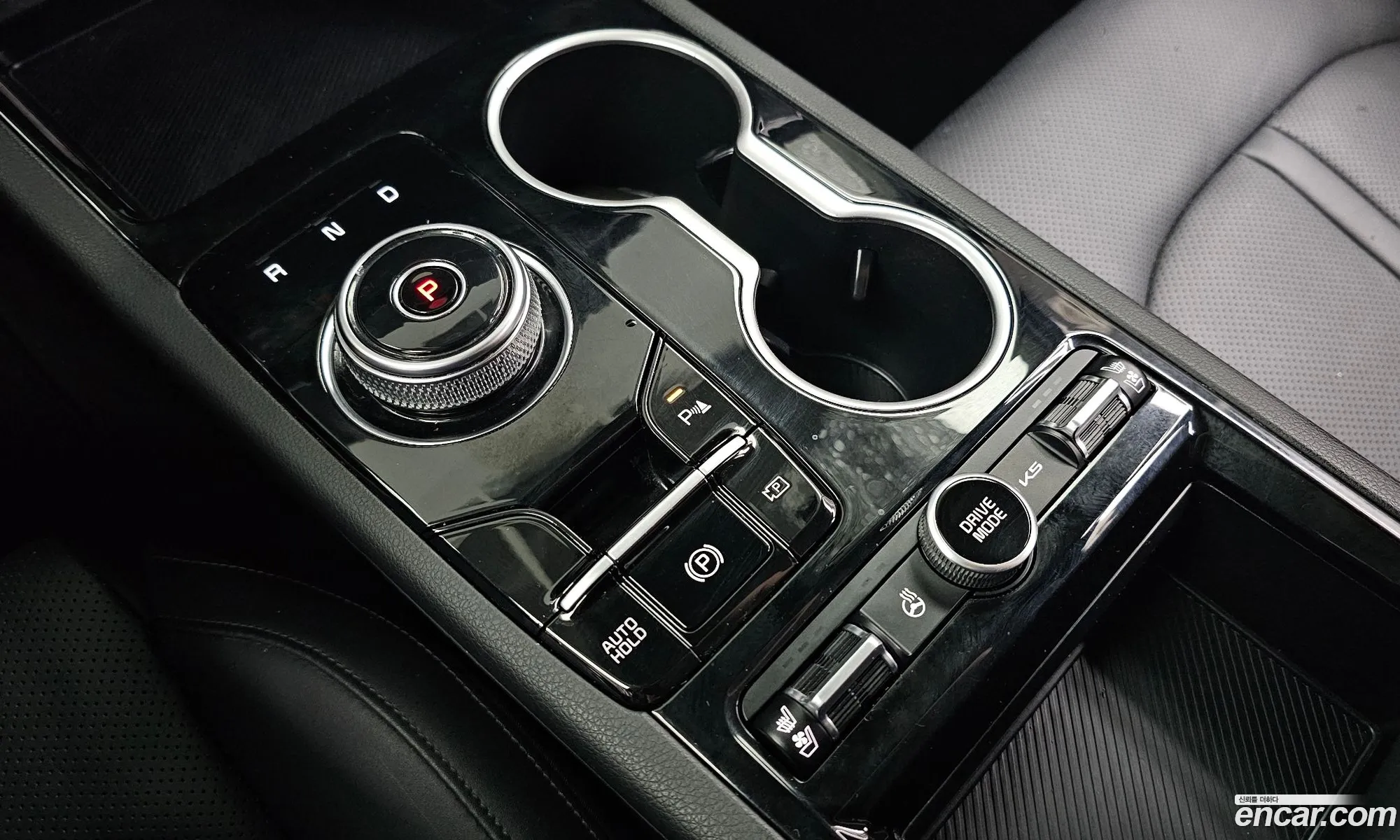 Kia K5 Hybrid 2025 — 5