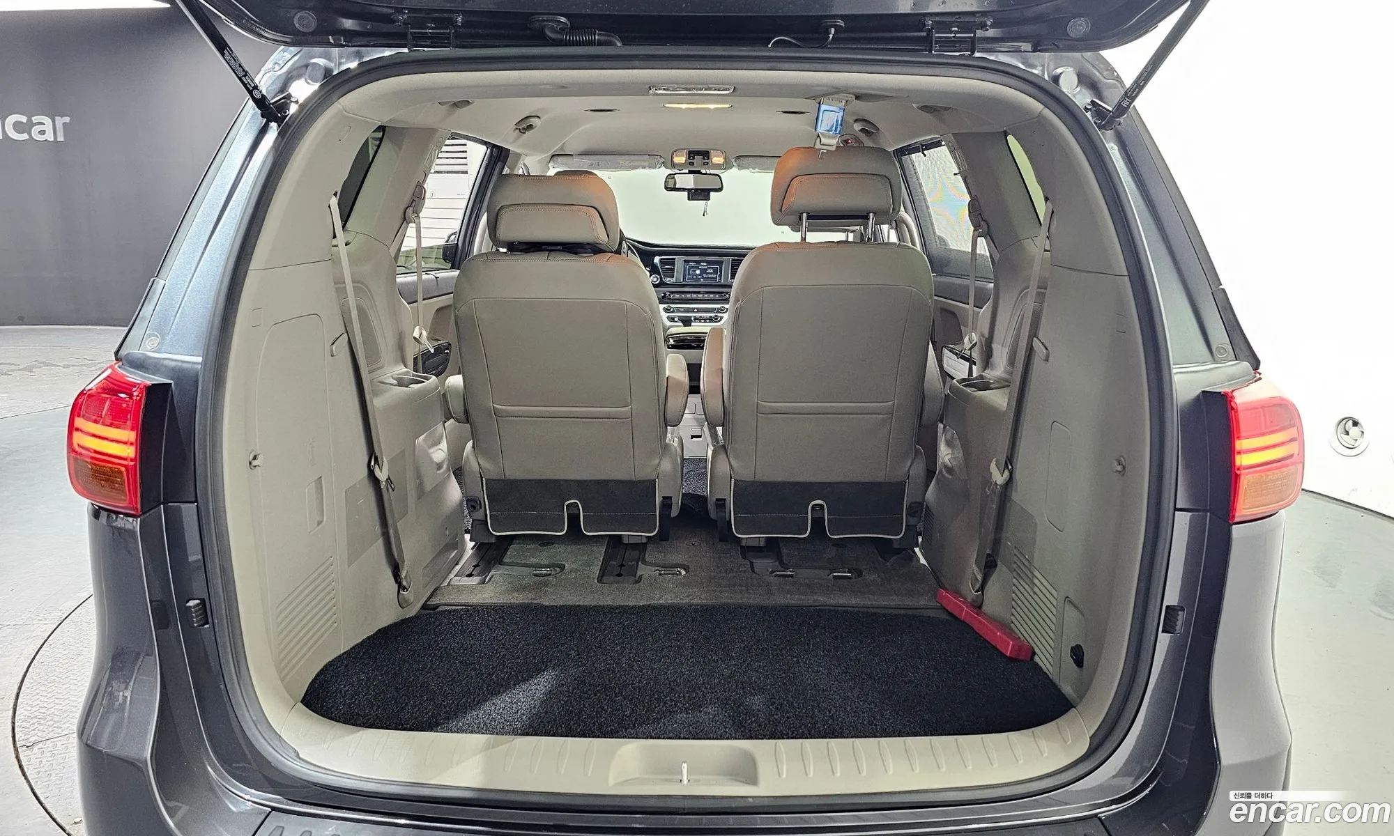 Kia Carnival 2016 KNAMB81ABHS260304 — 15