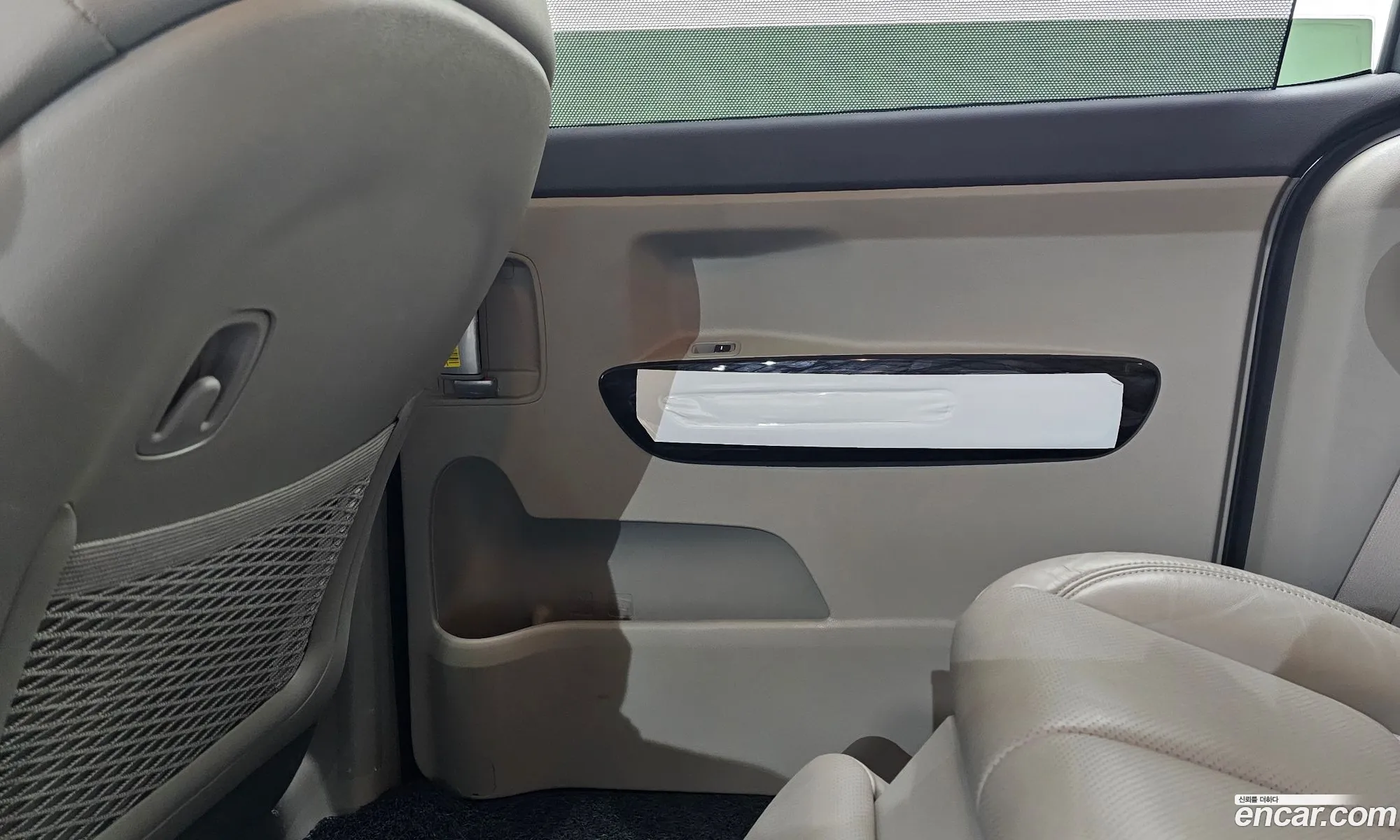 Kia Carnival 2016 KNAMB81ABHS260304 — 10