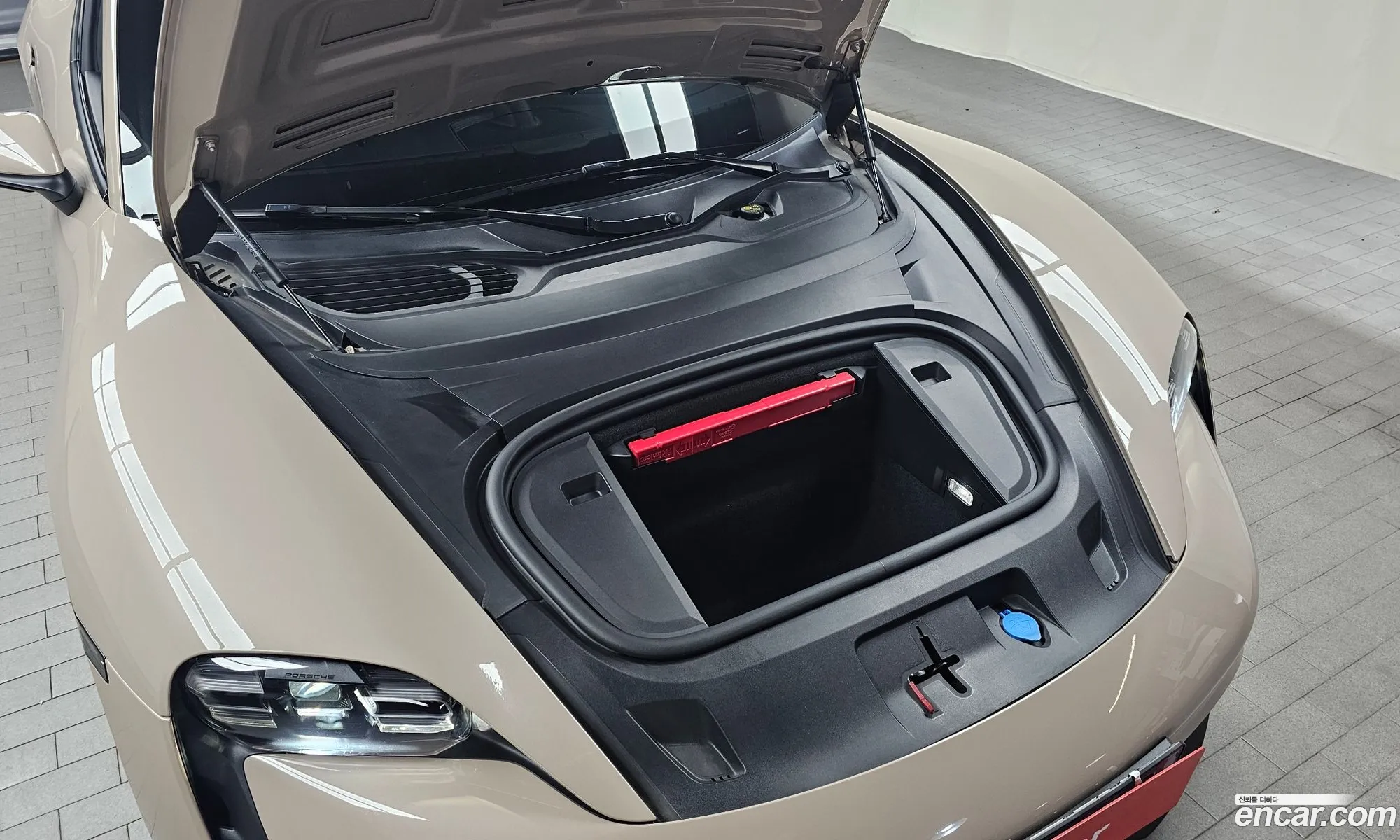 Porsche Taycan 2023 WP0AA2Y17PSA11038 — 30