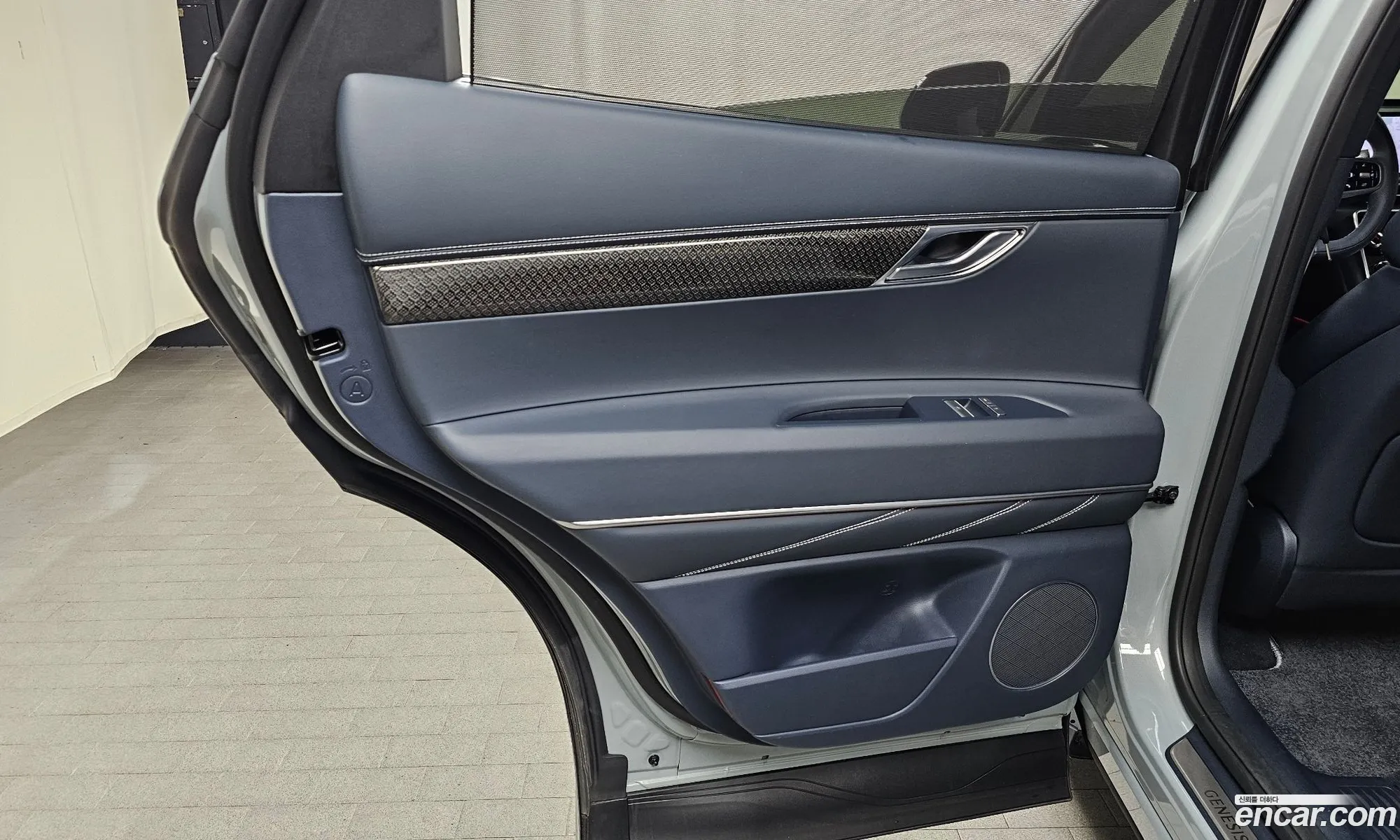 Genesis GV80 Coupe 2024 KMTHF61CDRU180975 — 16