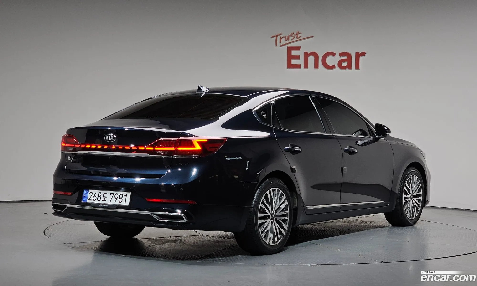 Kia K7 Premier 2020 — 23
